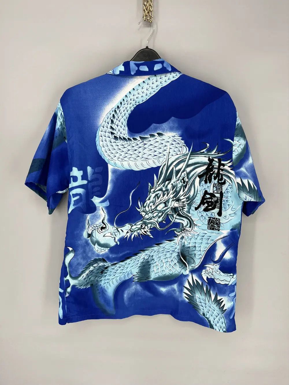 Vintage Vintage 90s Japanese Dragon Crazy Hawaiian Shirt Size US M / EU 48-50 / 2 - 8 Thumbnail