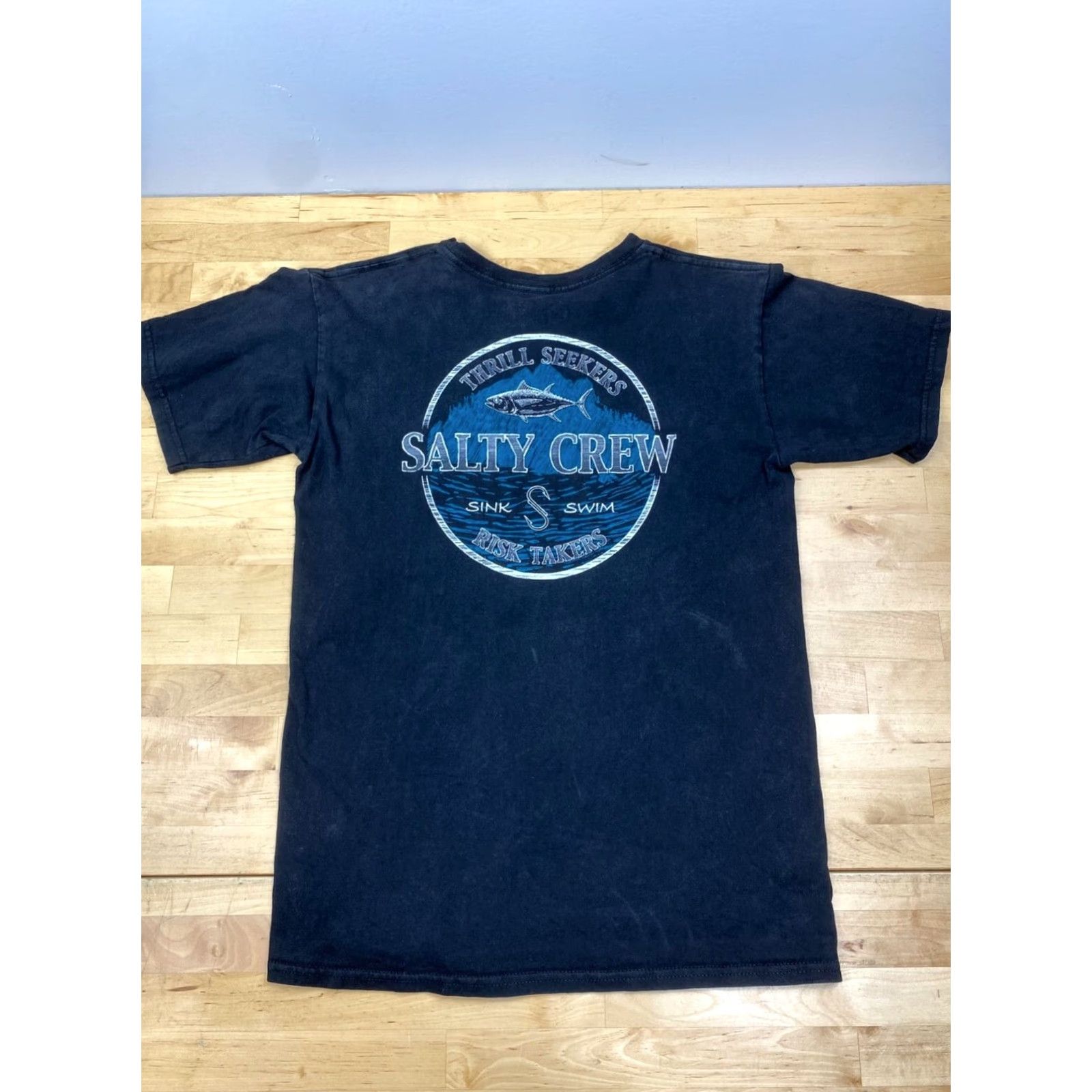 Vintage Salty Crew T-Shirt Small Black Crew Neck Men Fish Shirt Dirt? Rot? Size US S / EU 44-46 / 1 - 3 Thumbnail