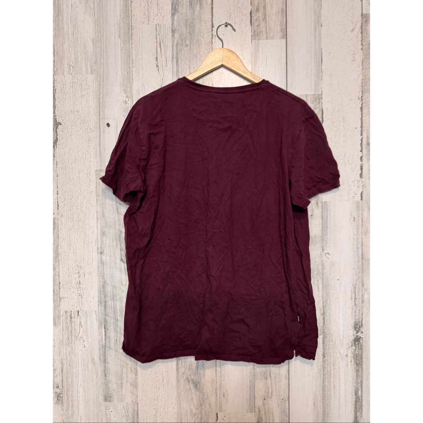 Other Le Shark Men’s Maroon Crewneck T-Shirt Logo Tee XXL Casual Cotton NWT Size US XXL / EU 58 / 5 - 4 Thumbnail