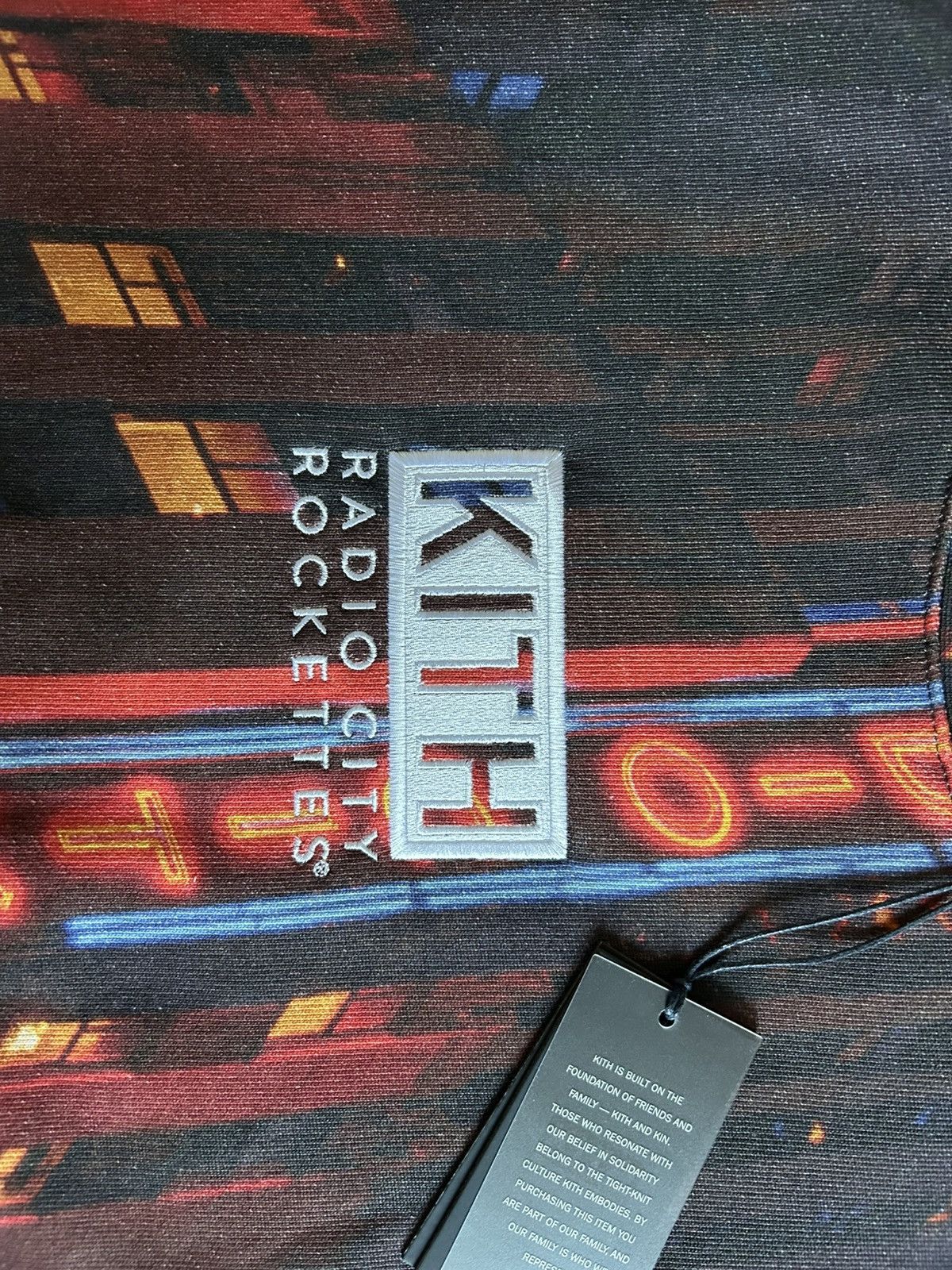 Kith Kith Radio City Rockettes Nelson Crewneck AOP Size US XXL / EU 58 / 5 - 3 Thumbnail
