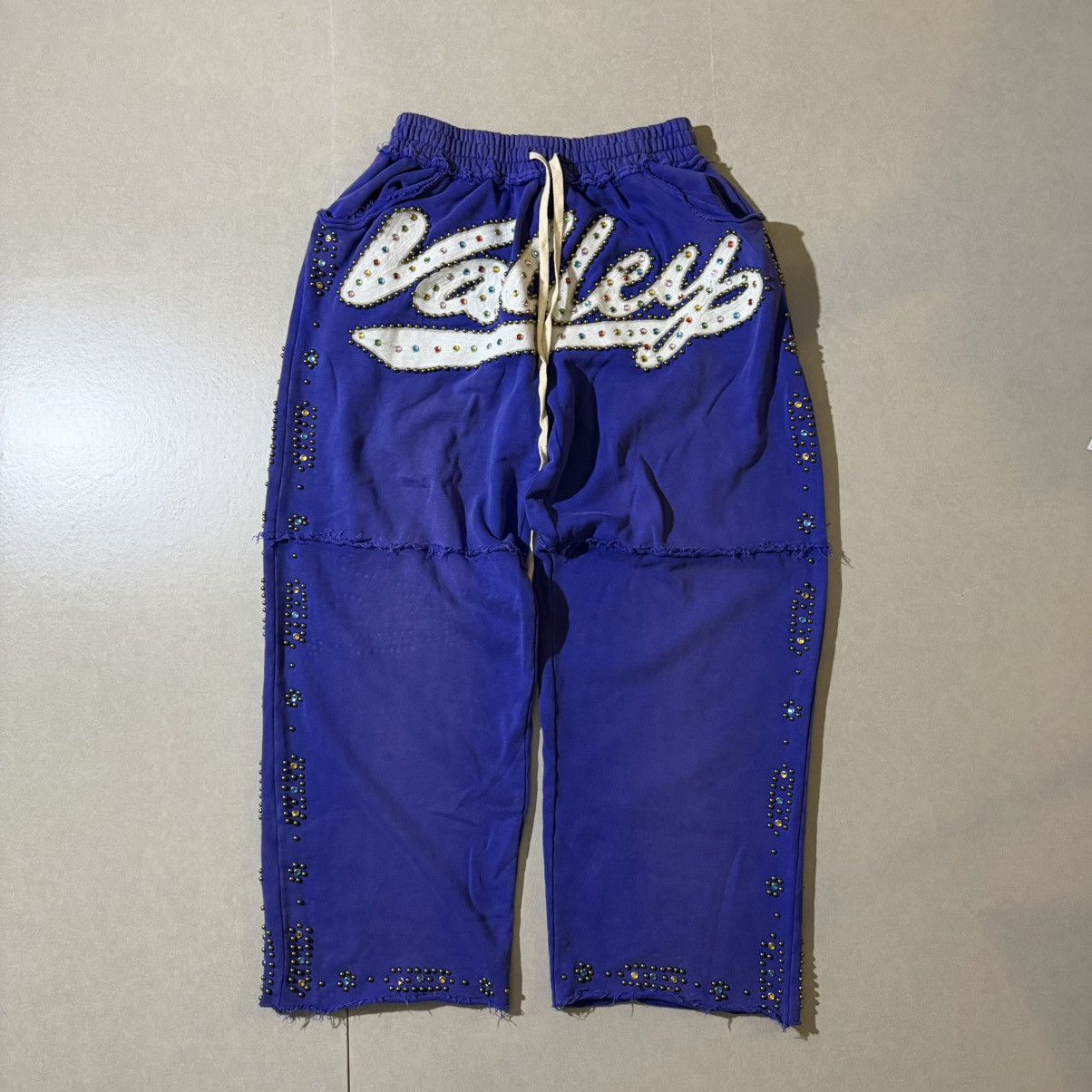 Vale Vale Skittles Sweats Blueberry Size US 30 / EU 46 - 1 Thumbnail