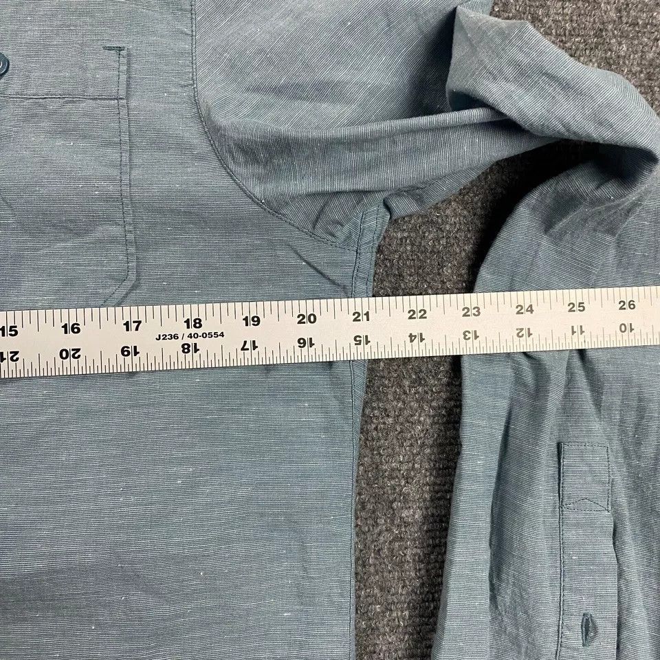 TravisMathew Travis Mathew Shirt Mens Medium Button Up Double Pockets Size US M / EU 48-50 / 2 - 4 Thumbnail