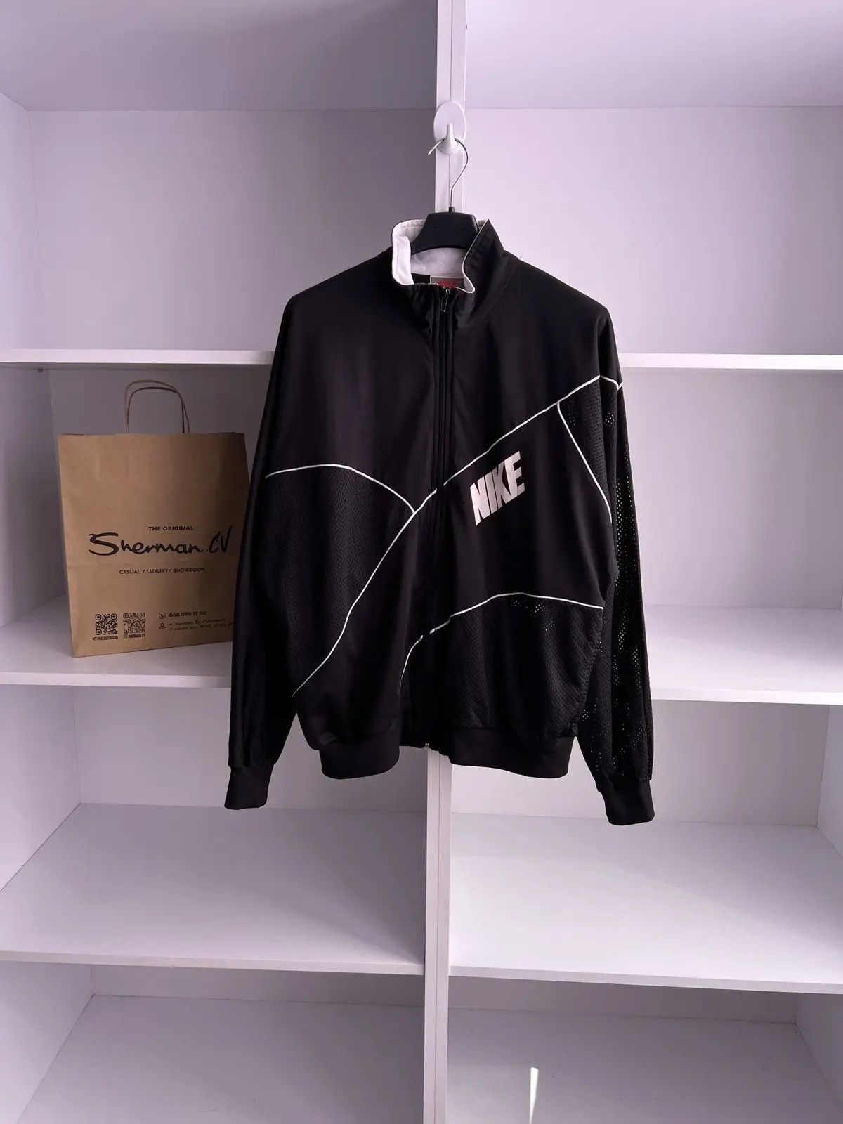 Nike × Vintage Vintage Nike 90s Track Zip Sweatshirt Size US L / EU 52-54 / 3 - 2 Thumbnail