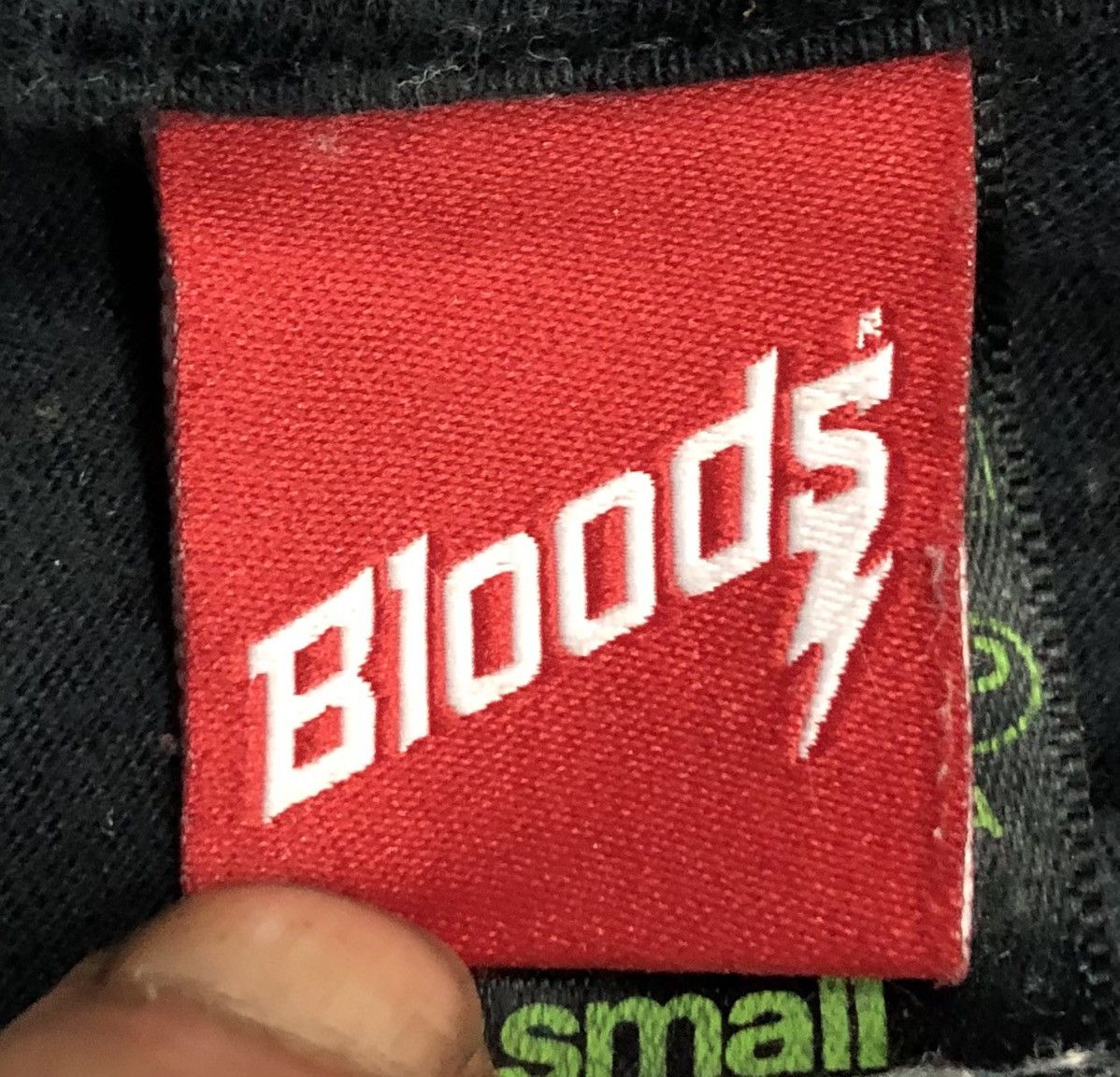 Vintage Vintage Bloods Broadcast The Truth T-Shirt Size US S / EU 44-46 / 1 - 8 Thumbnail