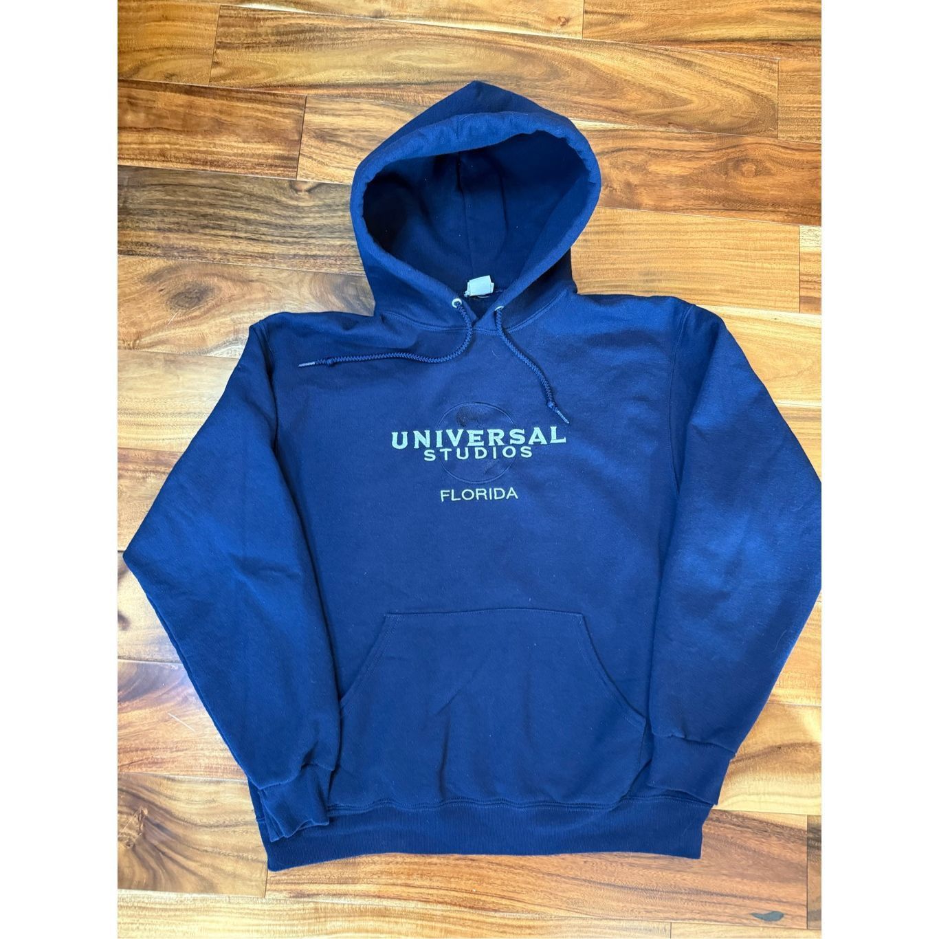 Universal Studios Size L Universal Studios Sweatshirt Hoodie Blue Embroidered Size US L / EU 52-54 / 3 - 1 Thumbnail