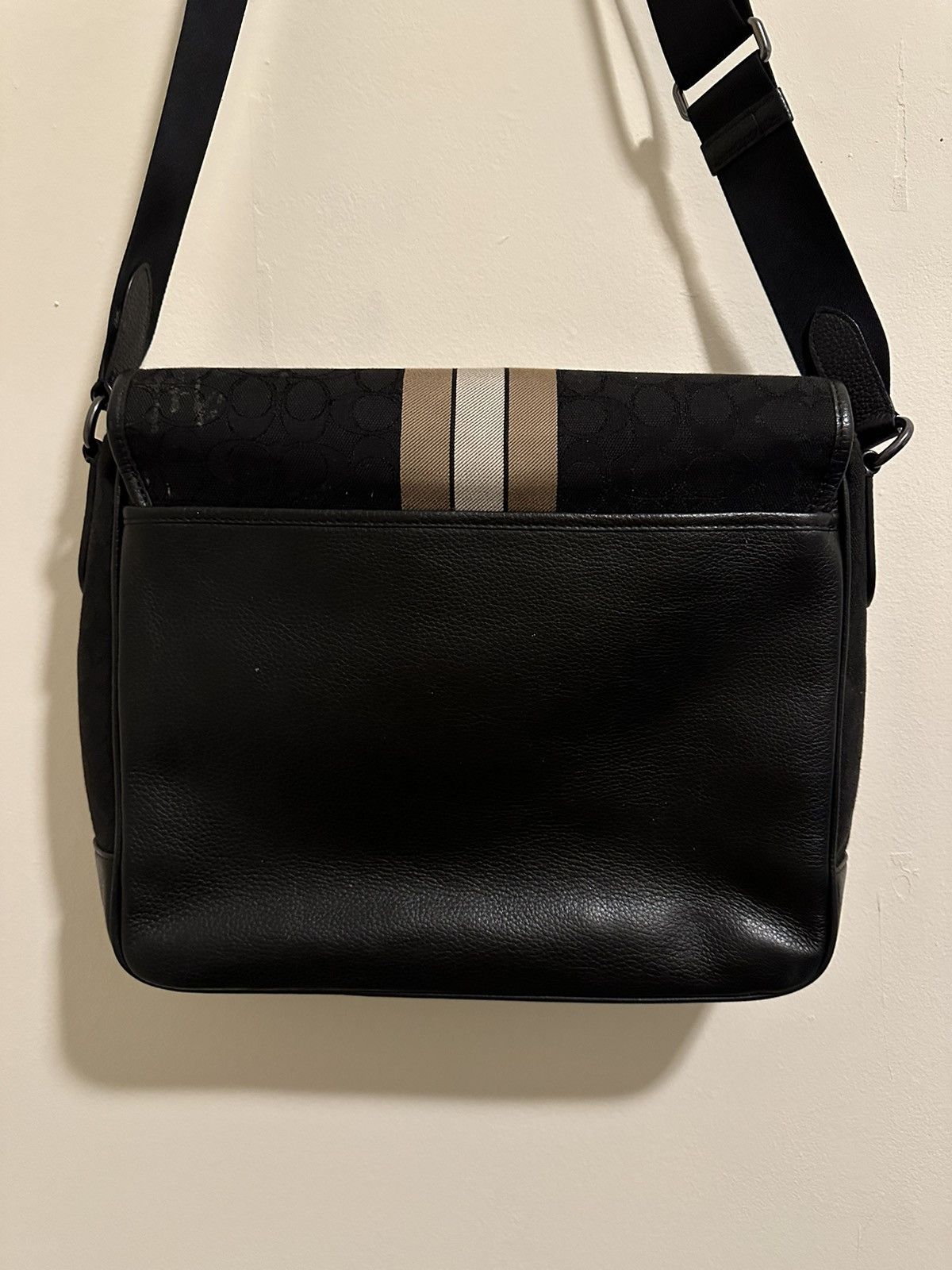 Coach Coach Messenger Bag Gold Striped Size 42 - 2 Thumbnail