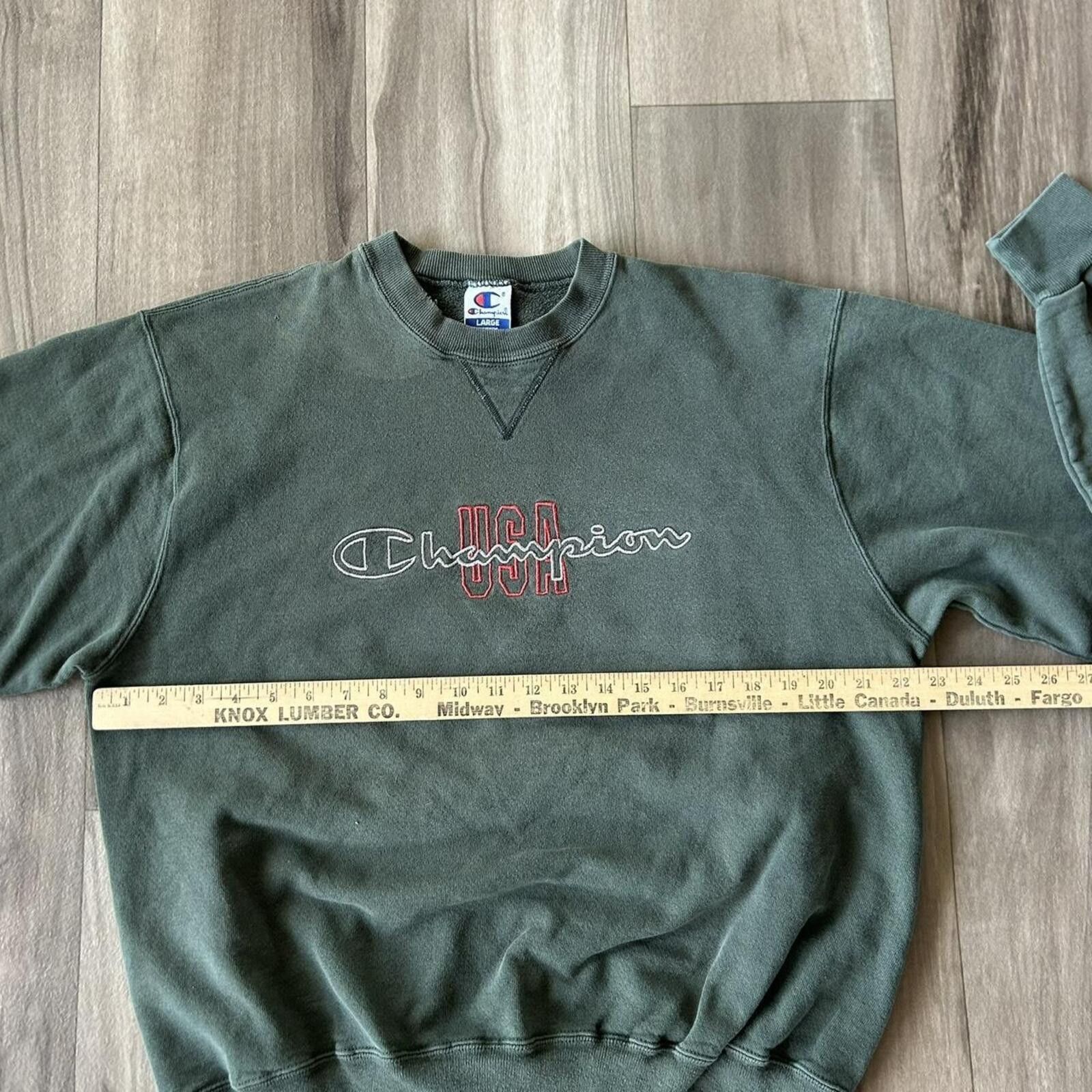 Champion Vintage 90’s Champion Green USA Crewneck Sweatshirt L Size US L / EU 52-54 / 3 - 5 Thumbnail