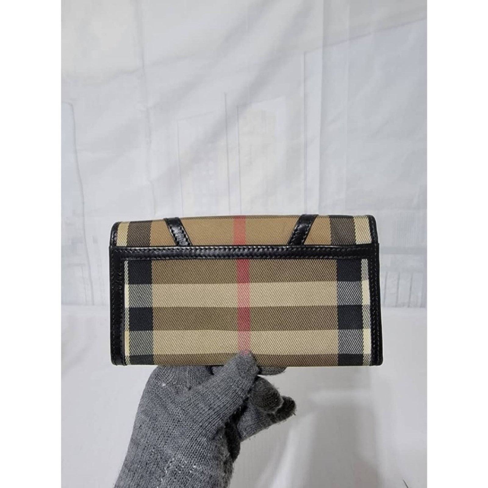 Burberry Burberry House Check Fabric and Leather Leighton Continenta Size ONE SIZE - 5 Thumbnail