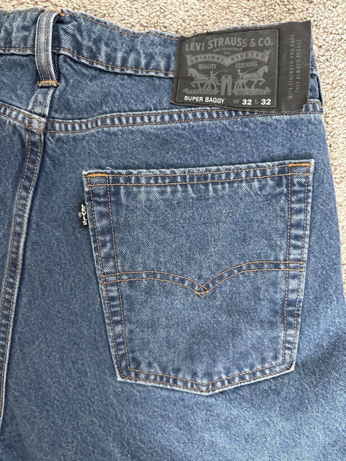 Levi's × Vintage Levi’s Super Baggy Jean Size US 32 / EU 48 - 4 Thumbnail