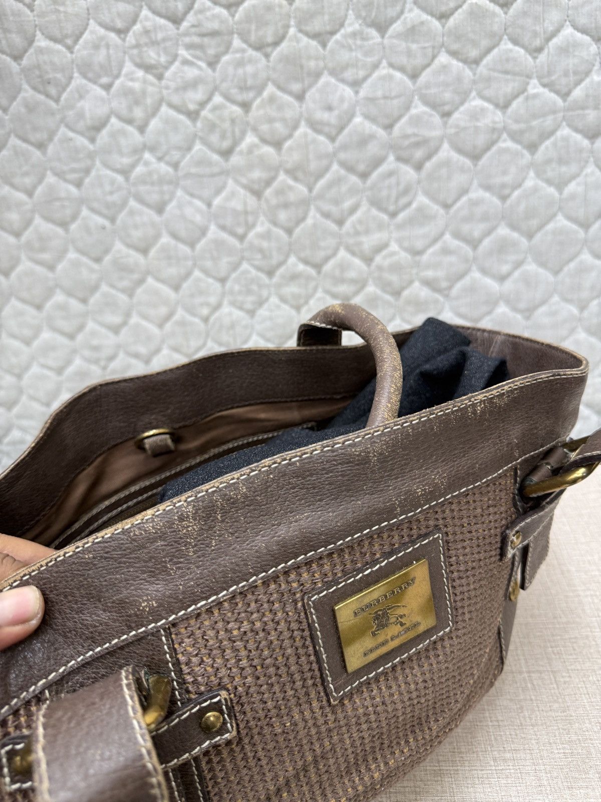 Burberry 🔥🔥🔥ARCHIVE BURBERRY BAG Size ONE SIZE - 9 Thumbnail