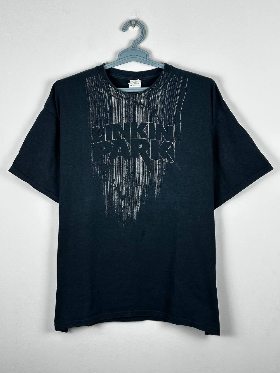 Band Tees Vintage 00s Linkin Park Anime cartoon Nu Metal Band Tee XL Size US XL / EU 56 / 4 - 1 Thumbnail