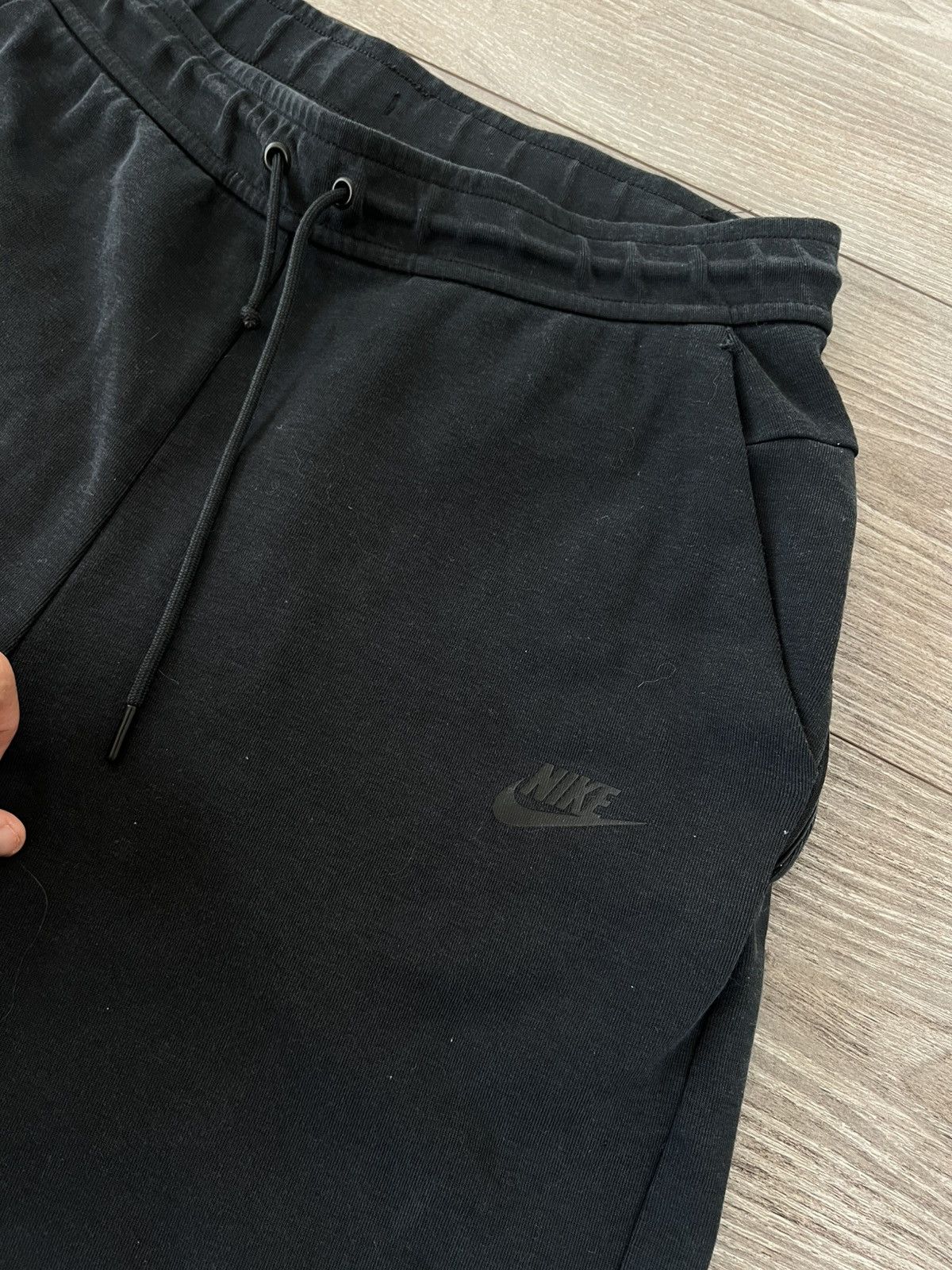 Nike Nike Tech Fleece Hype Drill Y2k Triple Black Swoosh Shorts Size US 32 / EU 48 - 9 Thumbnail