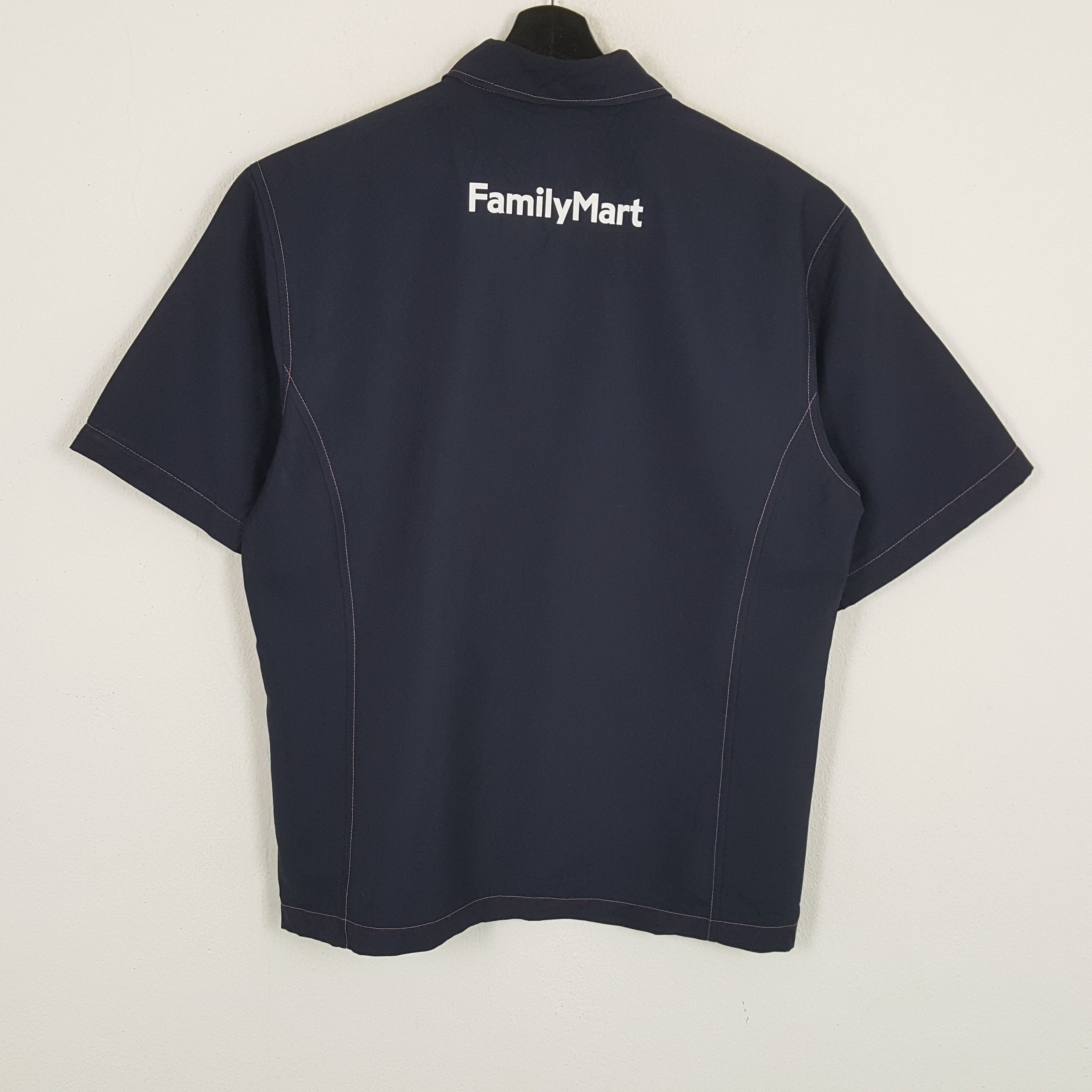 Japanese Brand × Vintage FAMILY MART Japanese Brand Workwear Jacket Size US L / EU 52-54 / 3 - 3 Thumbnail