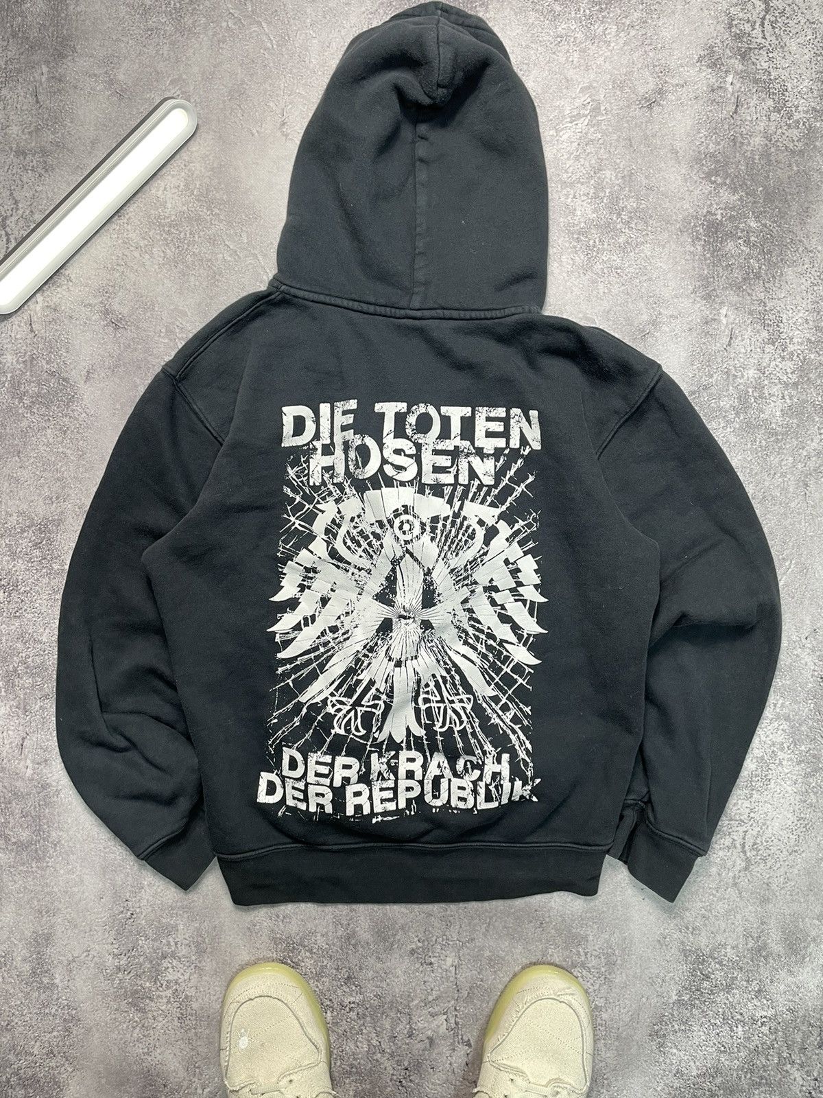 Band Tees DTH ARCHIVE Punk 'Krach Rep' Tour T 2013 OG Size US XL / EU 56 / 4 - 2 Thumbnail