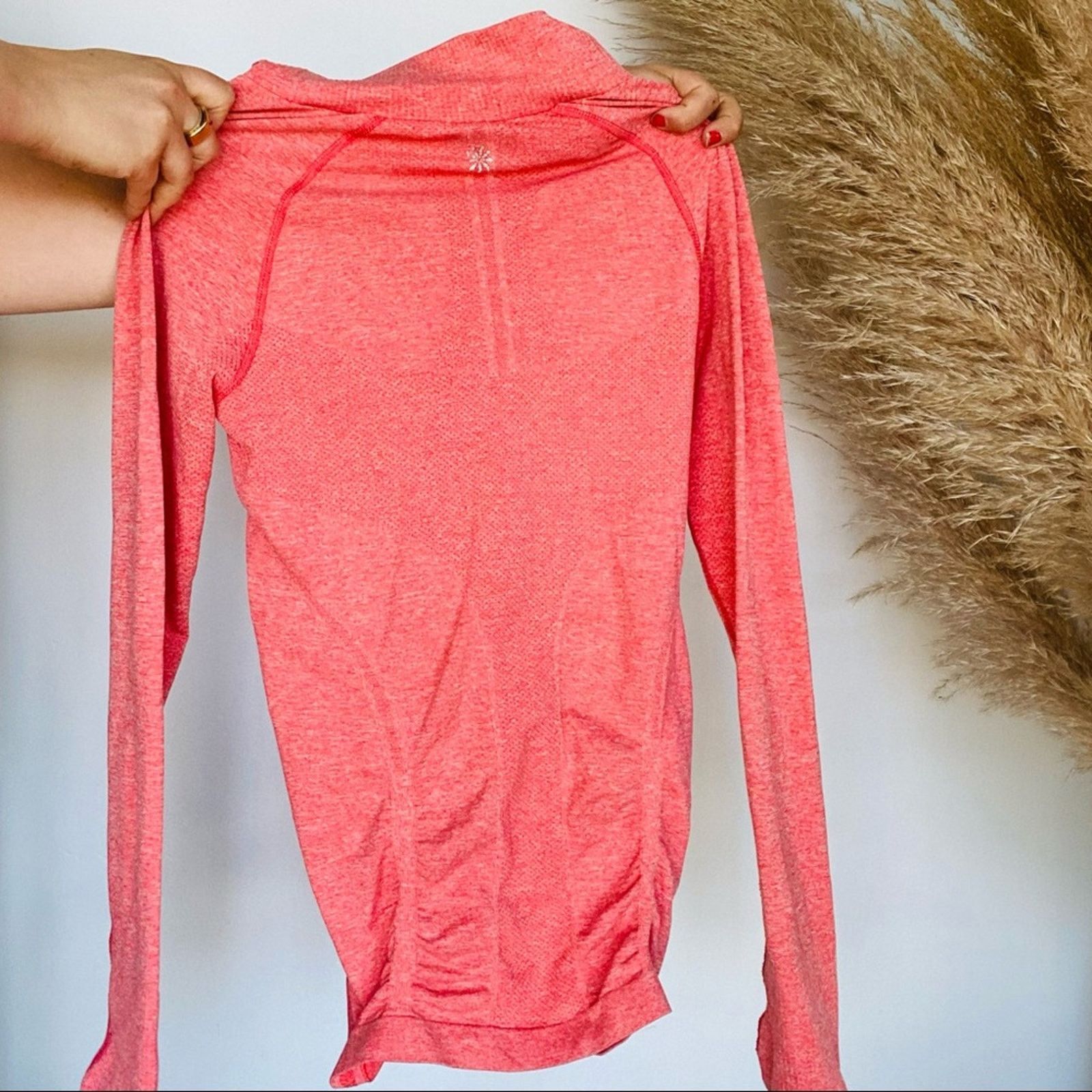 Athleta ATHLETA Salmon Peach Long Sleeve Zip Sweater Shirt Jacket Size XS / US 0-2 / IT 36-38 - 5 Thumbnail