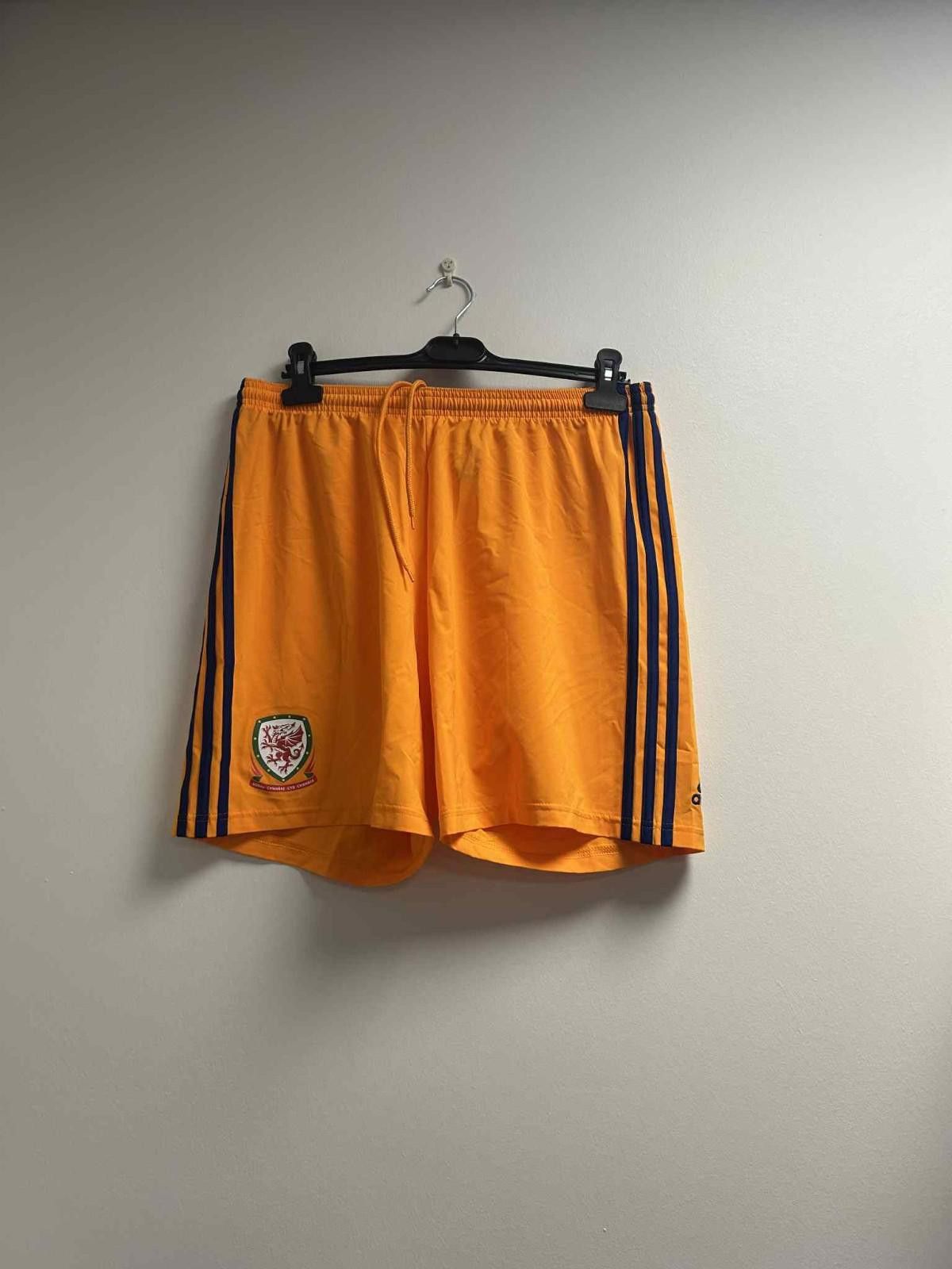 Other Wales 2017-2018 Football Shorts (BNWOT) L Size ONE SIZE - 1 Preview