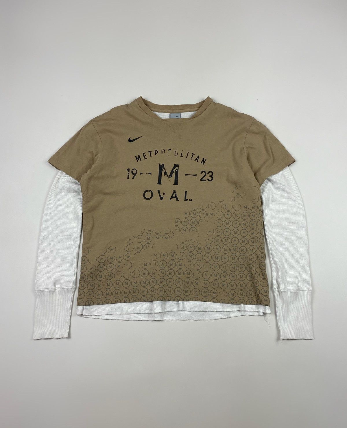 Nike × Vintage 00’s Vintage Nike Layered Metropolitan Oval L/S T-Shirt Size US L / EU 52-54 / 3 - 1 Thumbnail