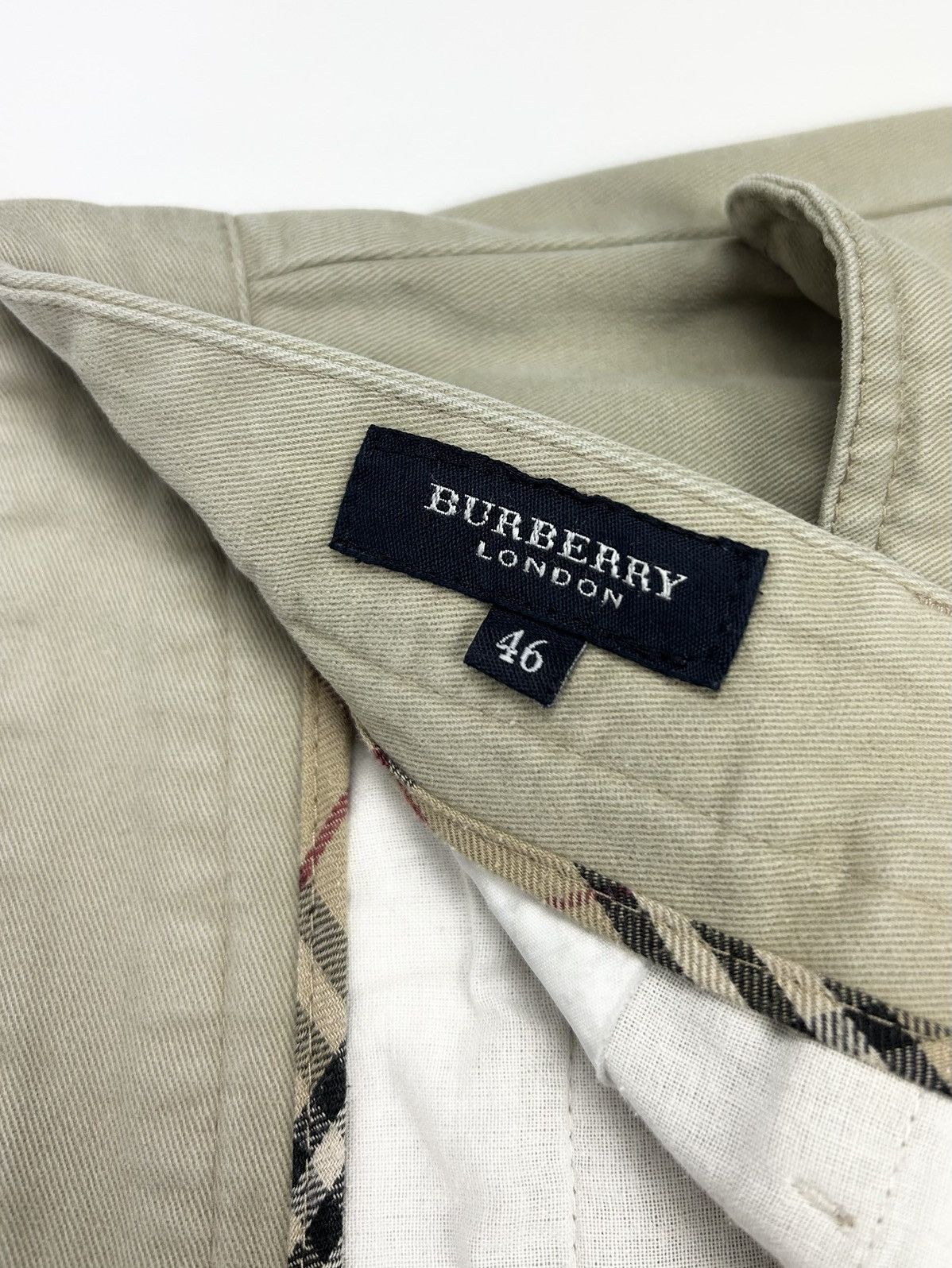 Burberry Vintage Burberry London Casual Pants In Soft Cream Jeans Size US 32 / EU 48 - 14 Thumbnail