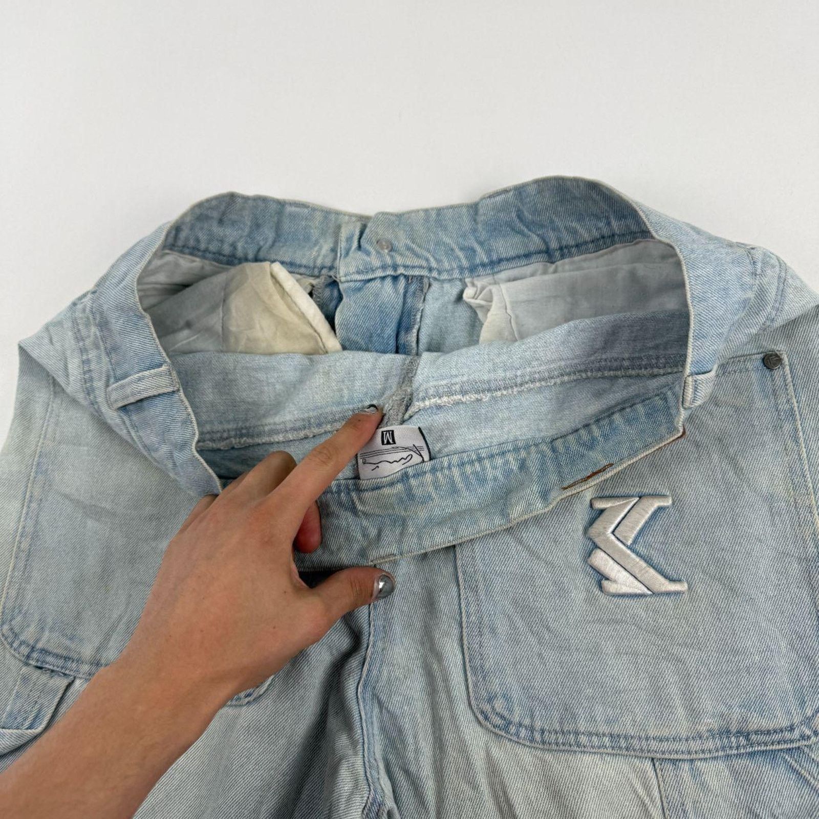 Vintage archive faded embroidered y2k baggy skater jeans