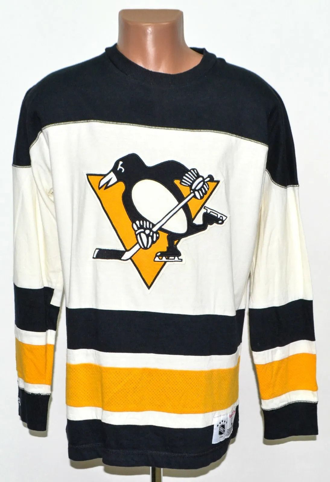 Mitchell & Ness NHL PITTSBURGH PENGUINS JERSEY MITCHELL&NESS SIZE L ADULT Size US L / EU 52-54 / 3 - 1 Thumbnail