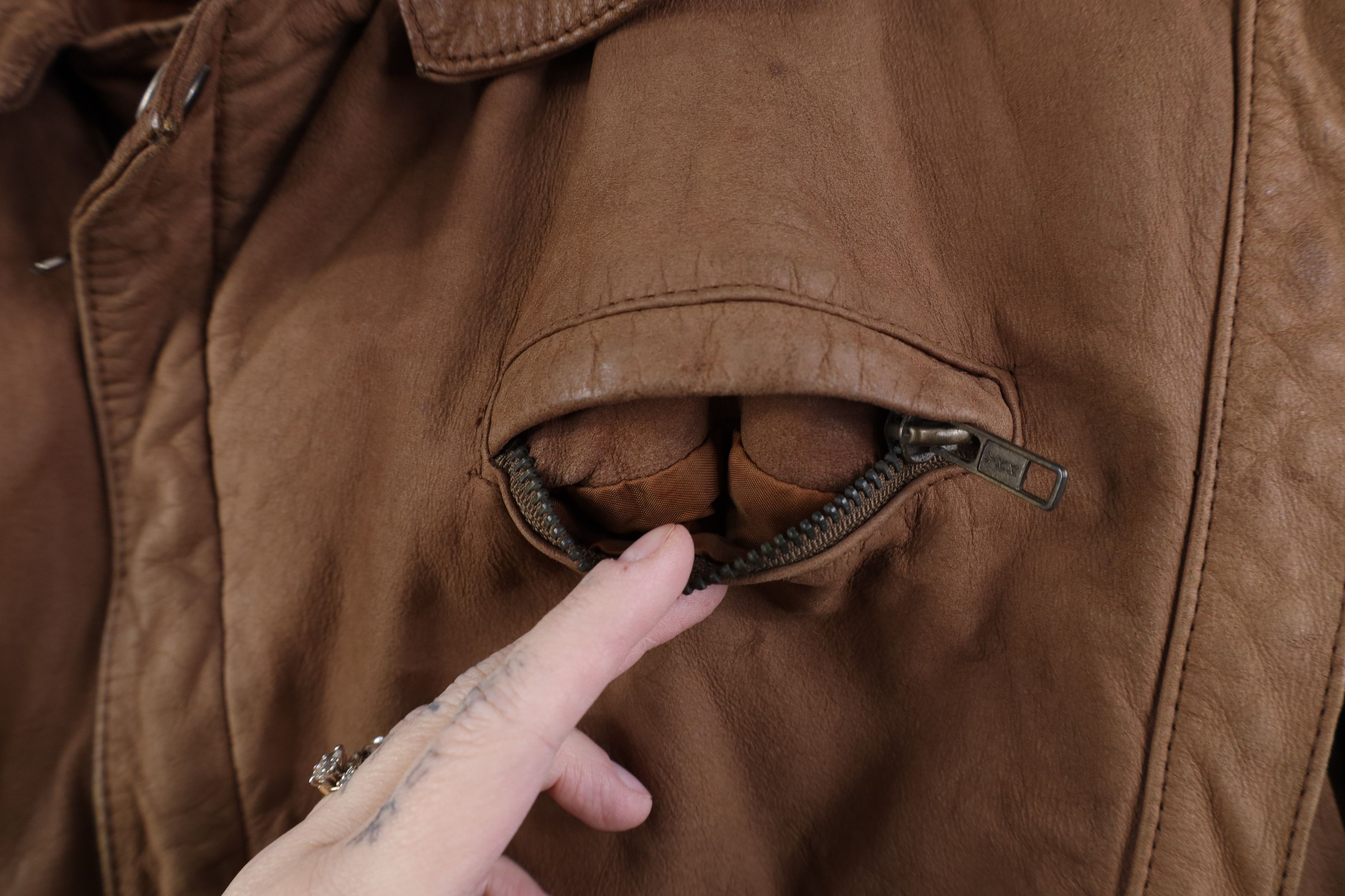 Vintage Vintage 80s 90s Streetwear Leather Flight Bomber Jacket Size M / US 6-8 / IT 42-44 - 4 Thumbnail