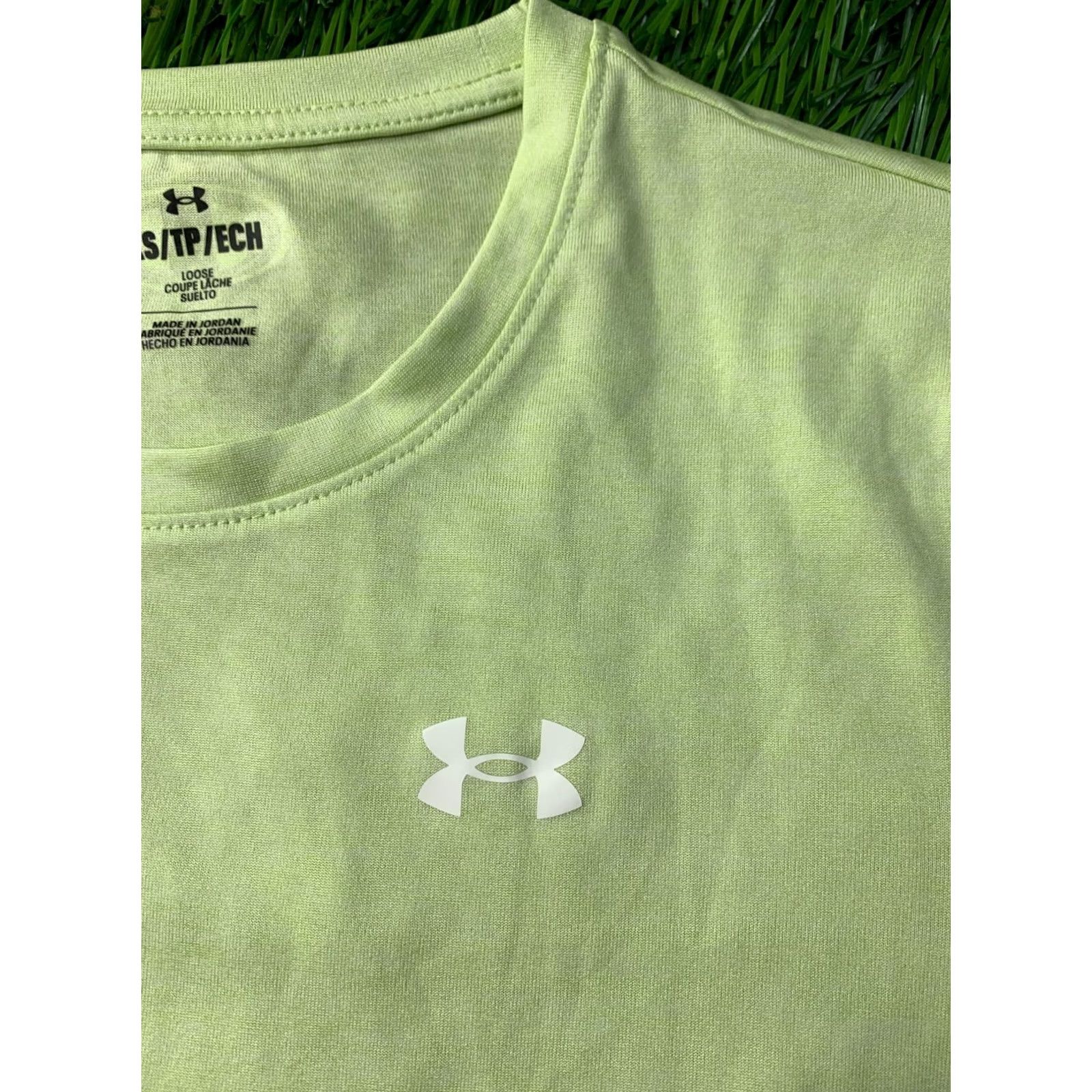 Under Armour Under Armour Women Compression Training Shirt Jersey XS X-Small Lime Solid Short Sleeve Round Neck Training Shirt Womens XS Lime Under Armour Shirt Size XS / US 0-2 / IT 36-38 - 3 Thumbnail
