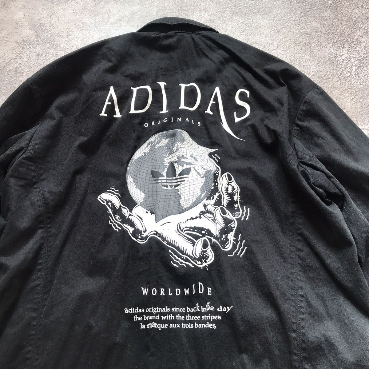 Vintage Vintage Adidas Graphic Longline Coat Streetwear Y2K Slim S Size US S / EU 44-46 / 1 - 3 Thumbnail