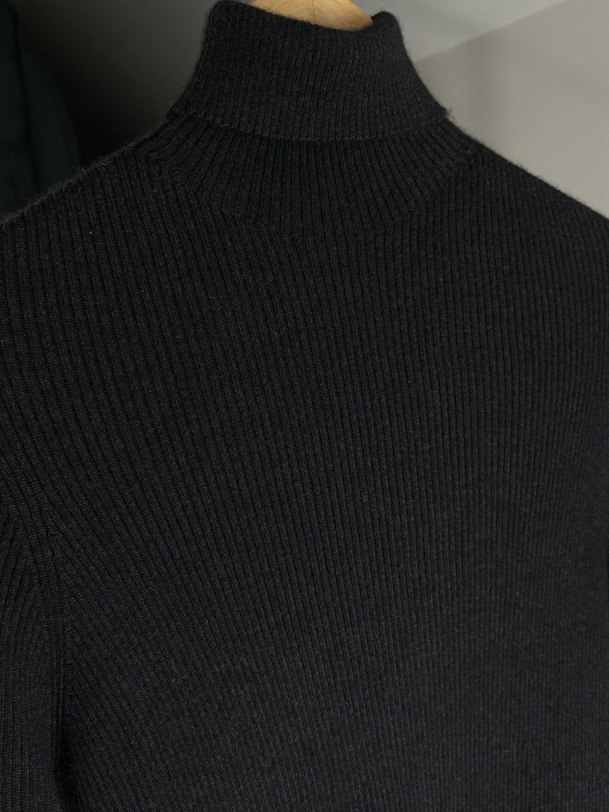 Escada Escada Cashmere Silk Vintage Turtleneck Sweater Size XS / US 0-2 / IT 36-38 - 3 Thumbnail