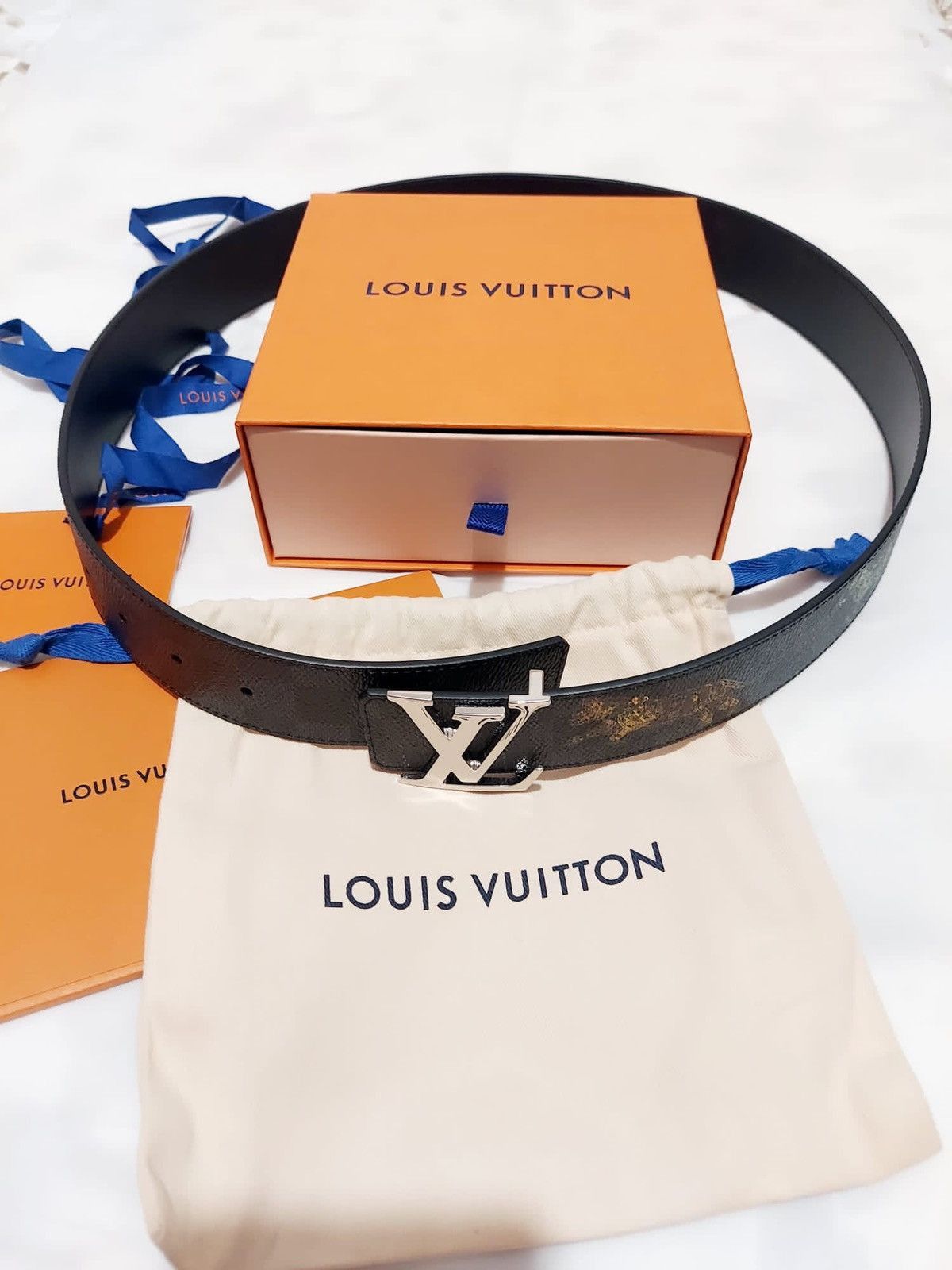 Louis Vuitton CINTURA LV INITIALES 40 MM REVERSIBILE Size 32 - 1 Thumbnail