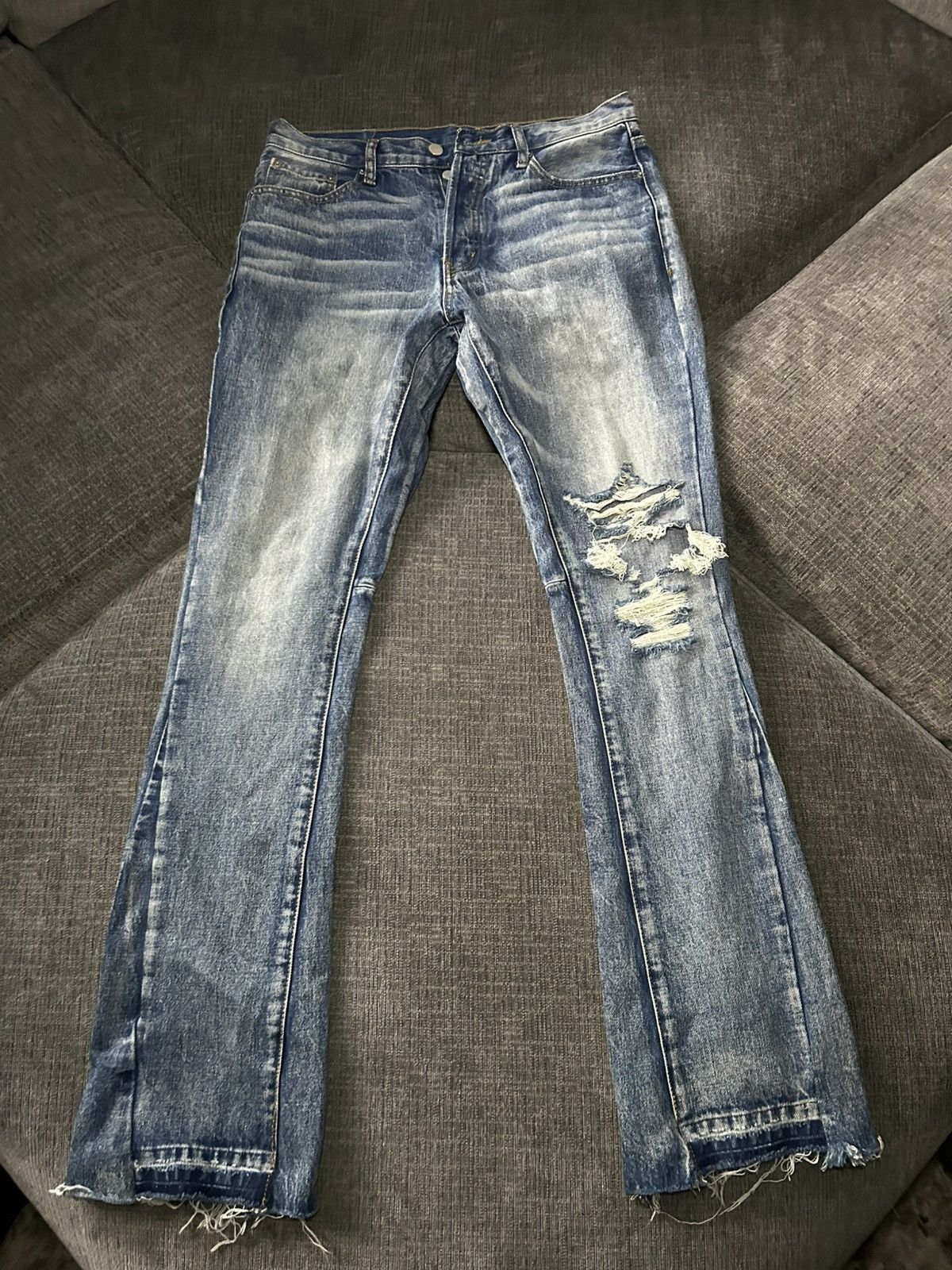 MNML Flare Jeans Size US 31 - 1 Thumbnail