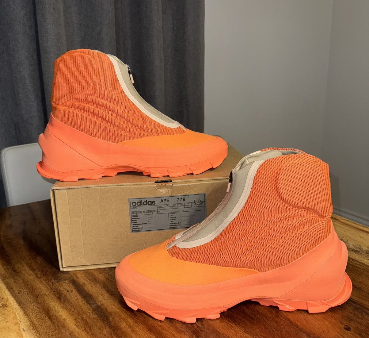 Adidas yeezy 1050 precio best sale