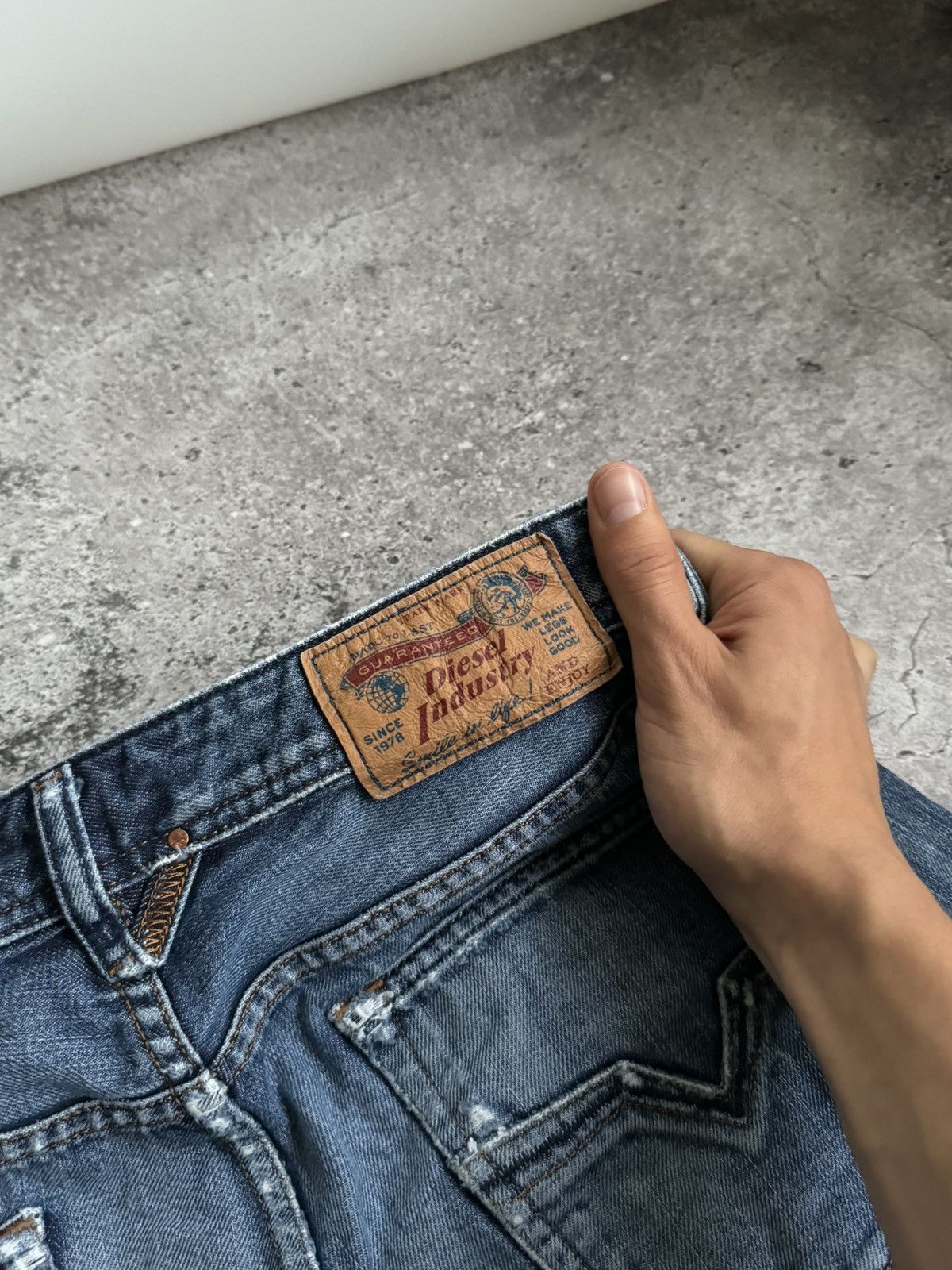 Diesel × Vintage Vintage Diesel Y2K distressed jeans pants Size US 31 - 18 Thumbnail