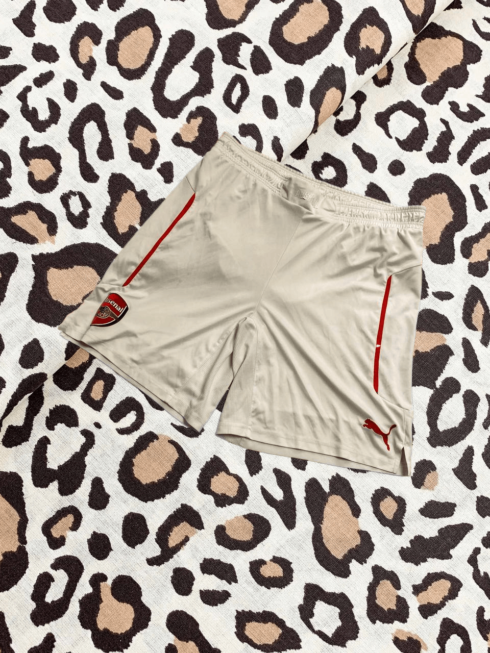 Puma × Vintage Puma Shorts Size US 32 / EU 48 - 1 Thumbnail