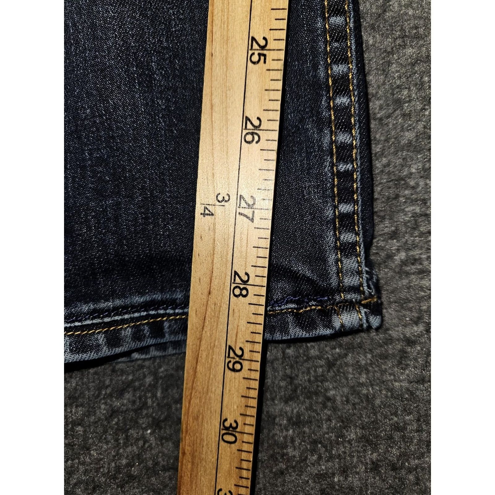 Hudson Hudson Jeans Mens 33 Blue Straight Leg Button Fly Made in USA Dark Wash Denim 98% Cotton 2% Elastan Distressed Logo Back Pocket Flag/Union Jack Size US 33 - 6 Thumbnail