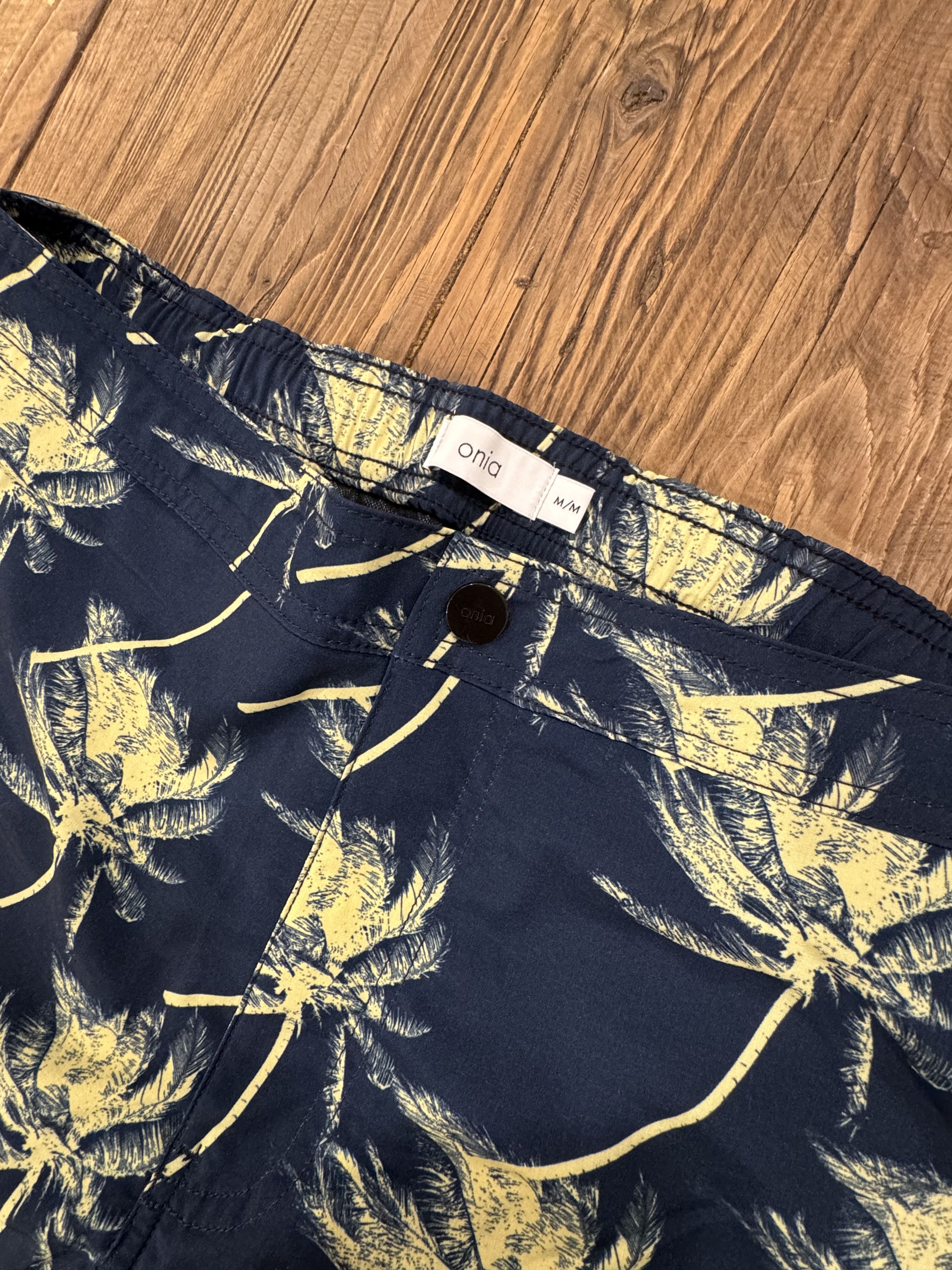 Onia Onia Men's Swim Trunks 5E (Size: Medium) Size US 32 / EU 48 - 9 Thumbnail