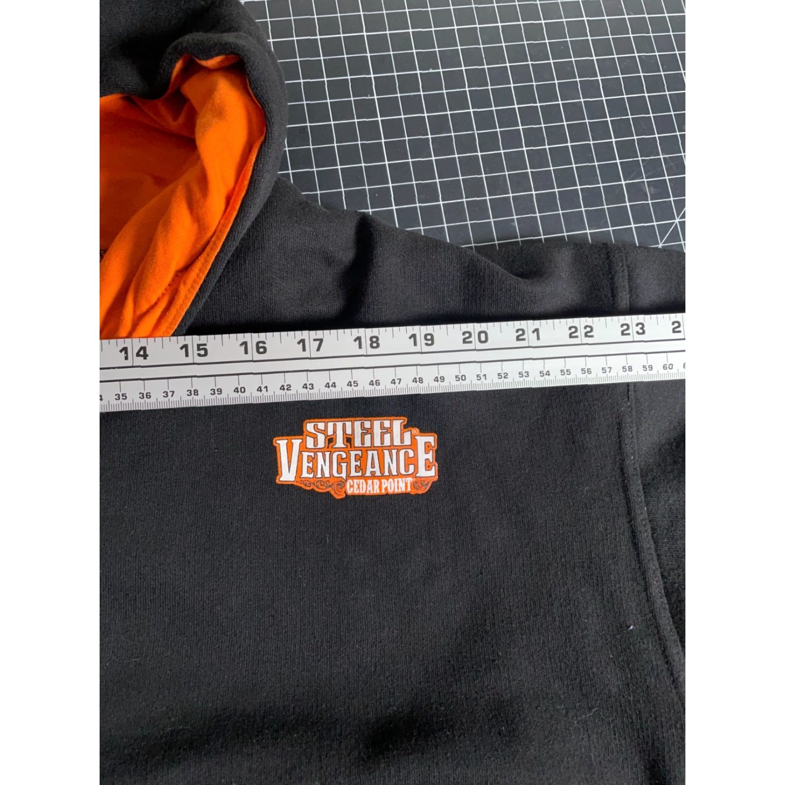Vintage VINTAGE Cedar Point Steel Vengeance 1/4 Zip Hoodie Adult Large Black Embroidered Men Pullover Hooded Casual Sweatshirt Size US L / EU 52-54 / 3 - 7 Thumbnail