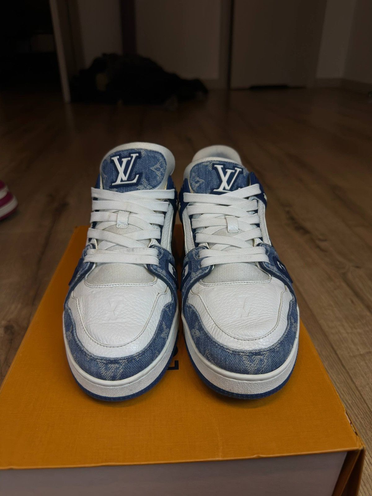 Louis Vuitton Louis Vuitton Trainer Blue Denim Size US 8.5 / EU 41-42 - 2 Thumbnail