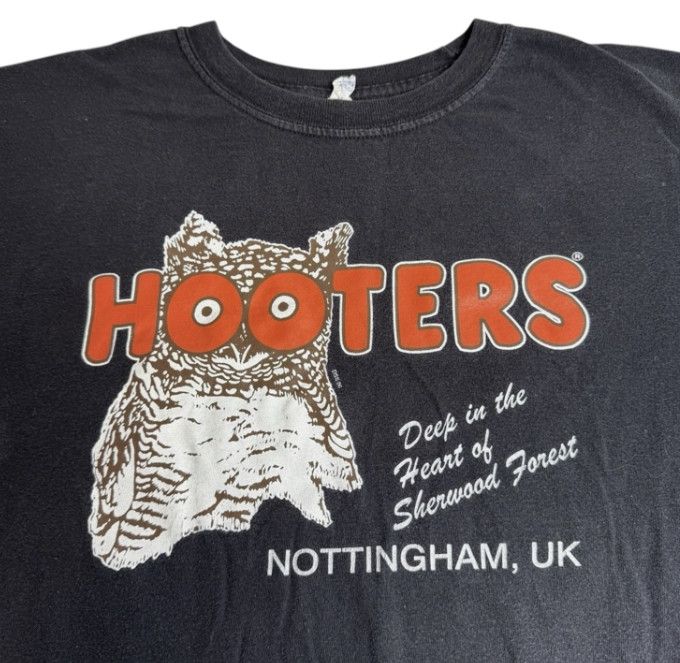 Other Vintage United Kingdom (Hooters) Shirt Size US L / EU 52-54 / 3 - 1 Thumbnail