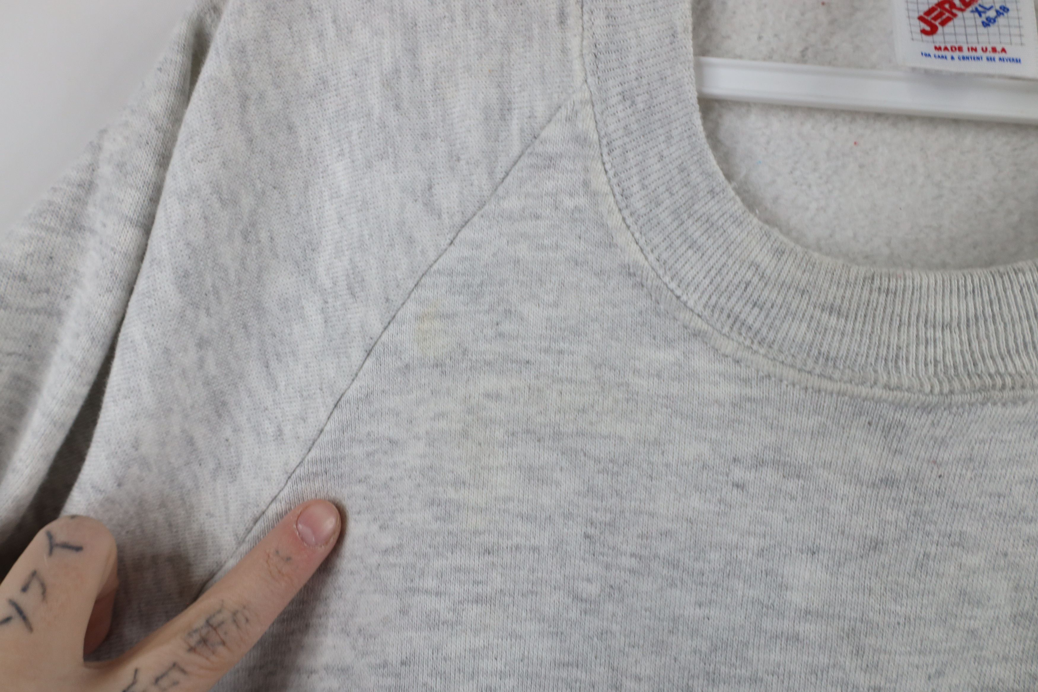 Vintage Vintage 90s Streetwear Crewneck Sweatshirt Heather Gray USA Size US XL / EU 56 / 4 - 8 Thumbnail