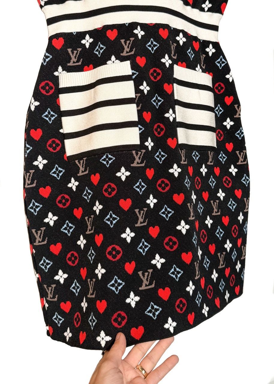 Louis Vuitton Louis Vuitton Black Monogram Heart Short Sleeves Polo Dress Size M / US 6-8 / IT 42-44 - 4 Thumbnail