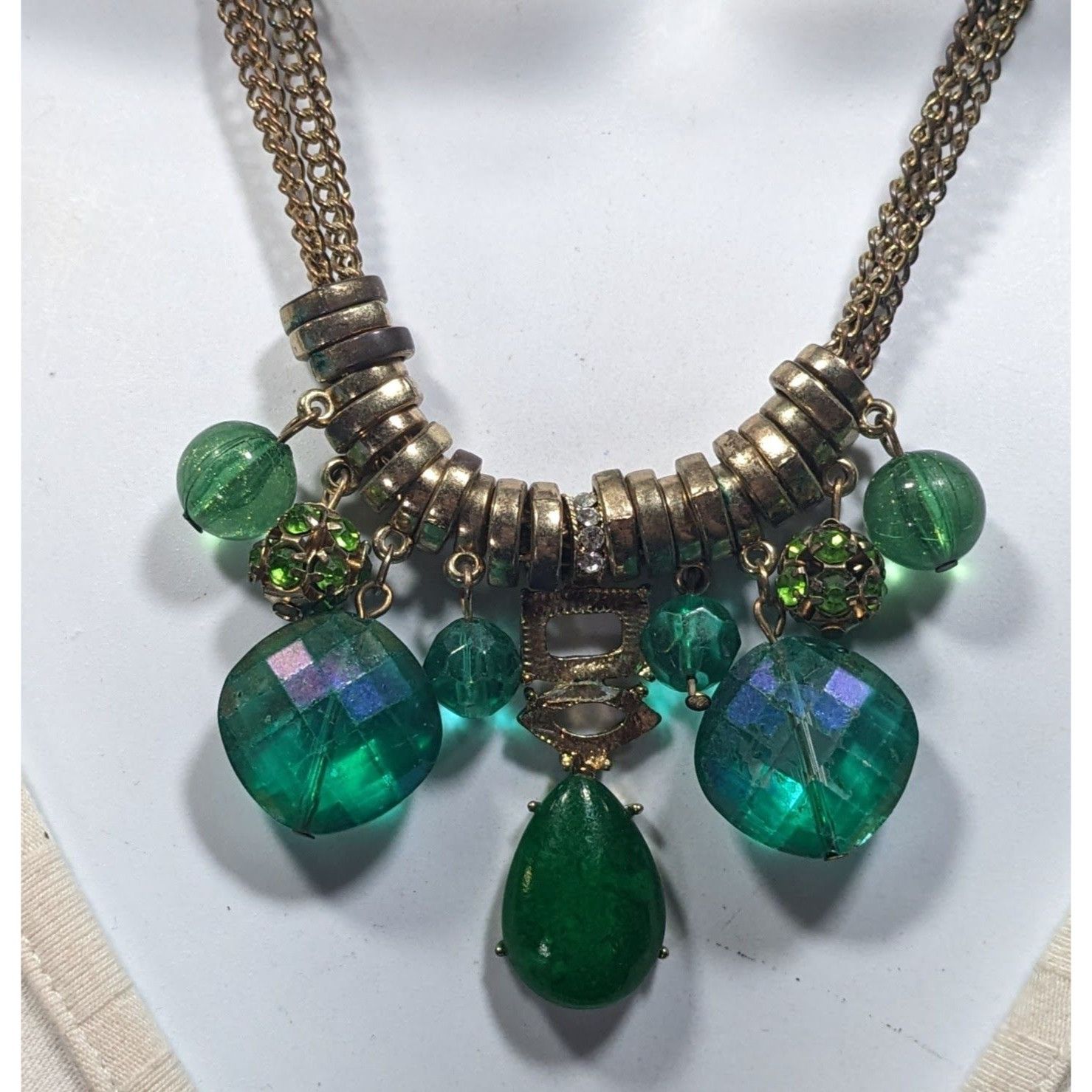 Other Vintage Whimsical Glam Green And Gold Tone Gemmed Necklace Size ONE SIZE - 5 Thumbnail
