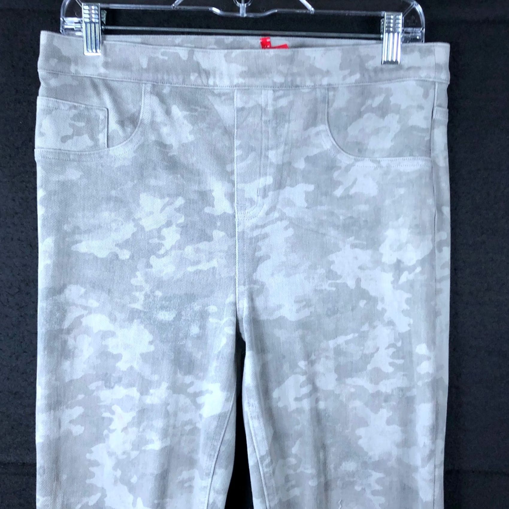 Spanx Spanx Womens Pants Gray Camouflage Pull On High Rise Skinny Jeggings L Cap Stretch Casual Workwear Size 36" / US 14 / IT 50 - 2 Thumbnail