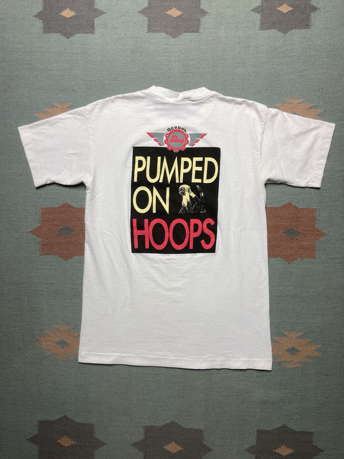 Reebok × Vintage Vtg 90s t shirt Reebok pumped on hoops basketball pumps L Size US L / EU 52-54 / 3 - 1 Thumbnail