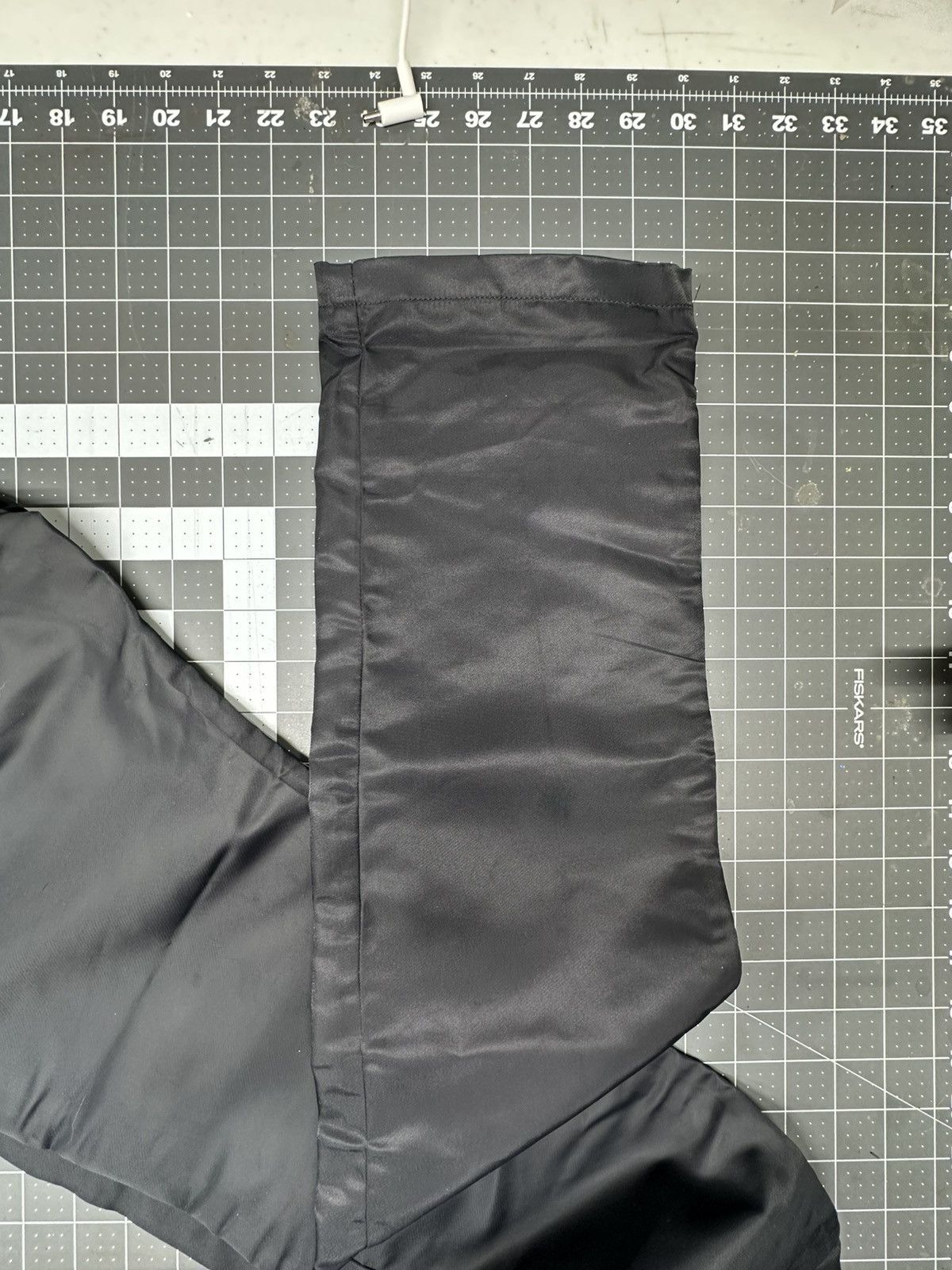 1017 ALYX 9SM 1017 ALYX 9SM Nylon pants Size US 31 - 6 Thumbnail