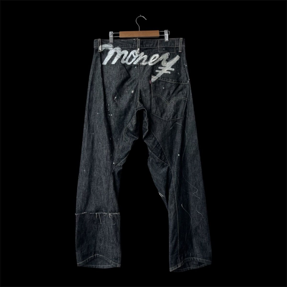Levi's Thrashed Levi’s Engineered 3D Painted "Money" Denim Jeans Size US 30 / EU 46 - 2 Thumbnail