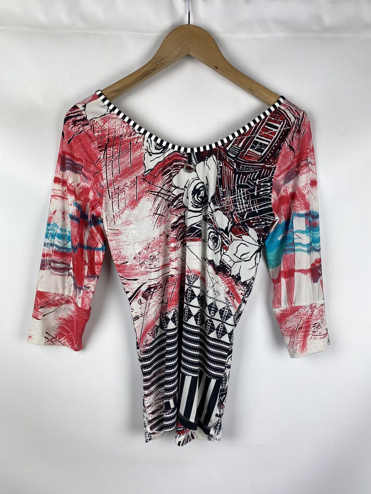Other Save The Queen ladies overprinted tunic blouse Size XL / US 12-14 / IT 48-50 - 12 Thumbnail