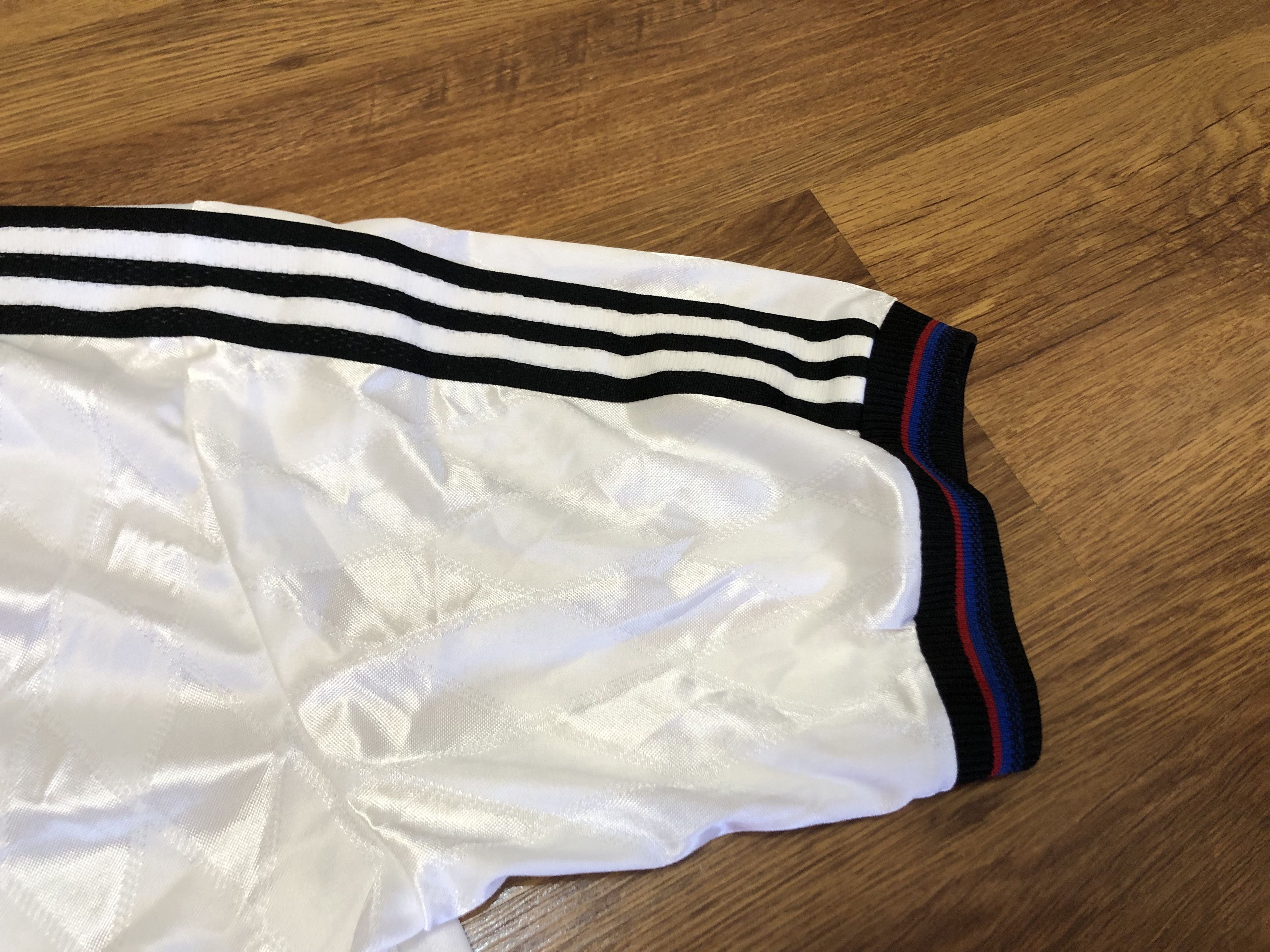 Adidas Bayern Munich Away Football Shirt 1996-1998 Size XL#7 Scholl Size US XL / EU 56 / 4 - 11 Thumbnail