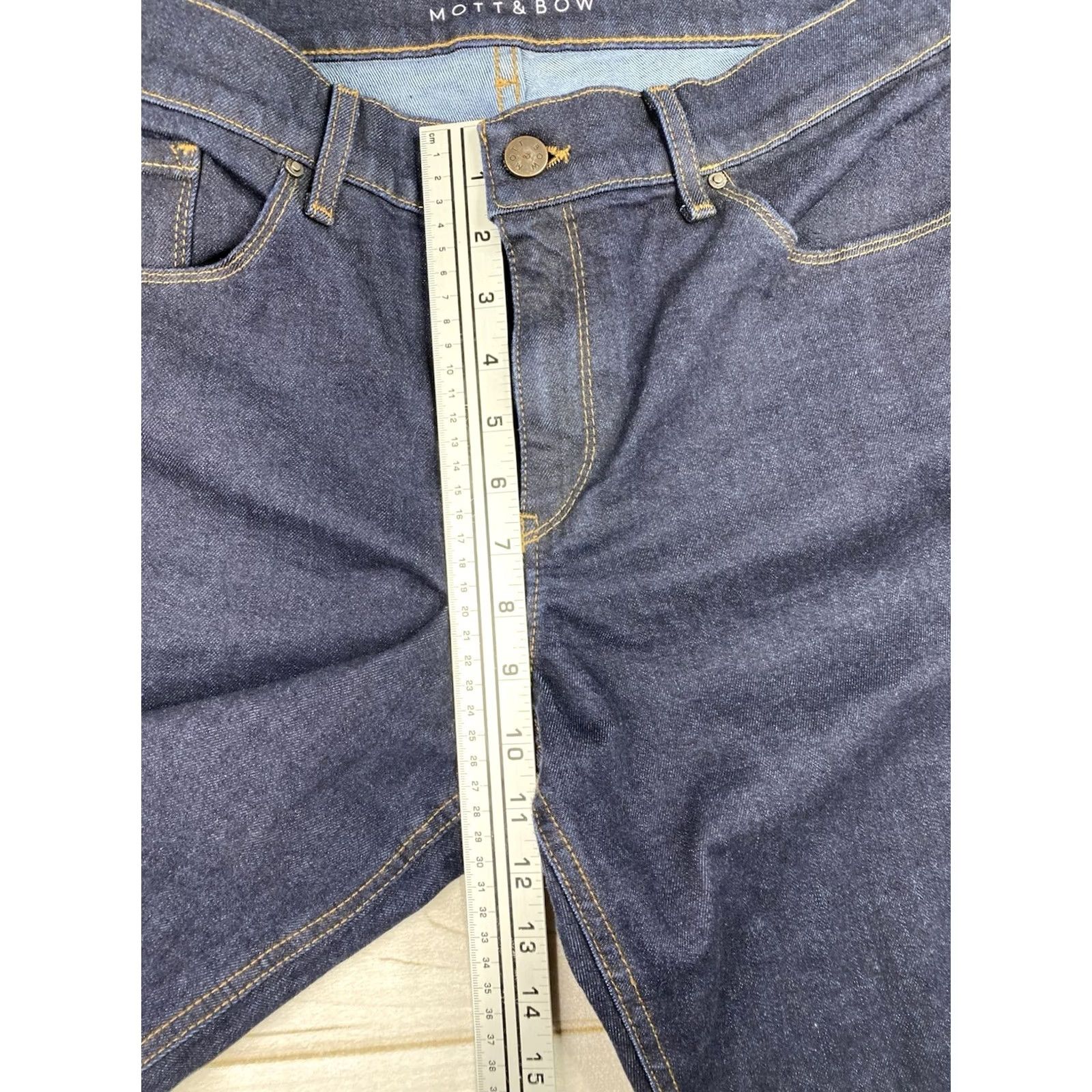Mott & Bow Mott & Bow Jeans Mens 31x28 Boyfriend Denim Dark Wash Pockets Zip Stretch Relaxed Regular Blue City College Preppy Womens, 31x28, Denim, Jeans Size 24" / US 00 / IT 34 - 7 Thumbnail