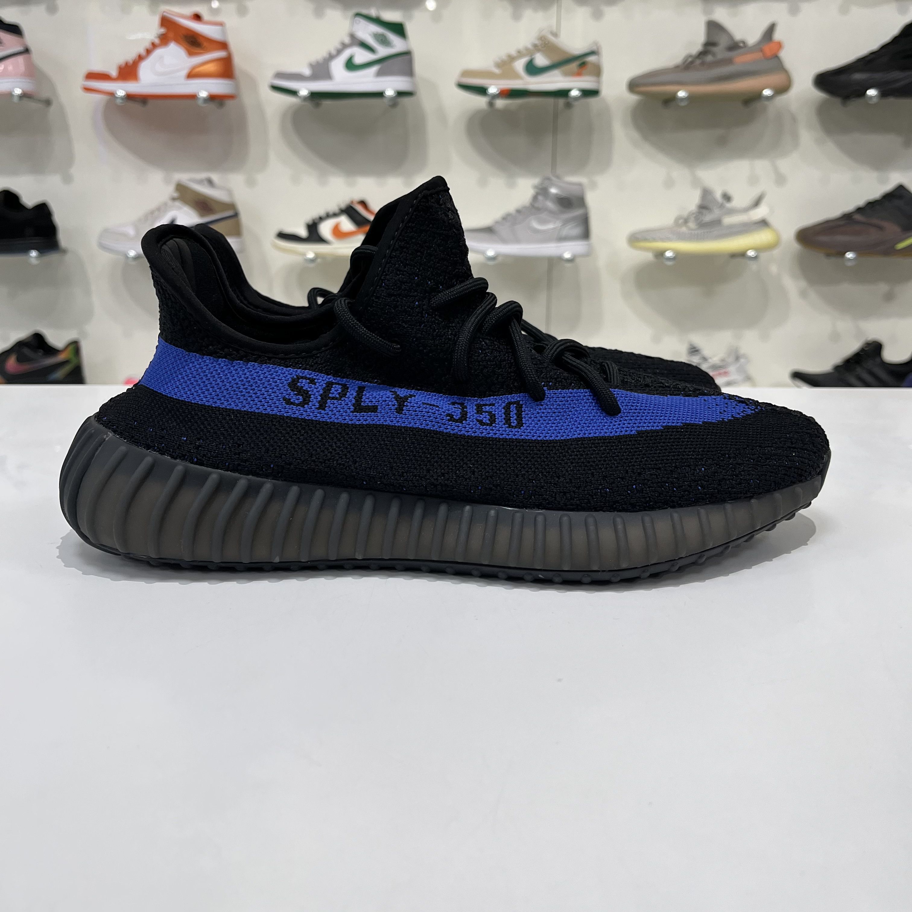 Adidas Adidaaas Yeezy Boost 350 V2 Dazzling Blue Size US 10.5 / EU 43-44 - 5 Thumbnail