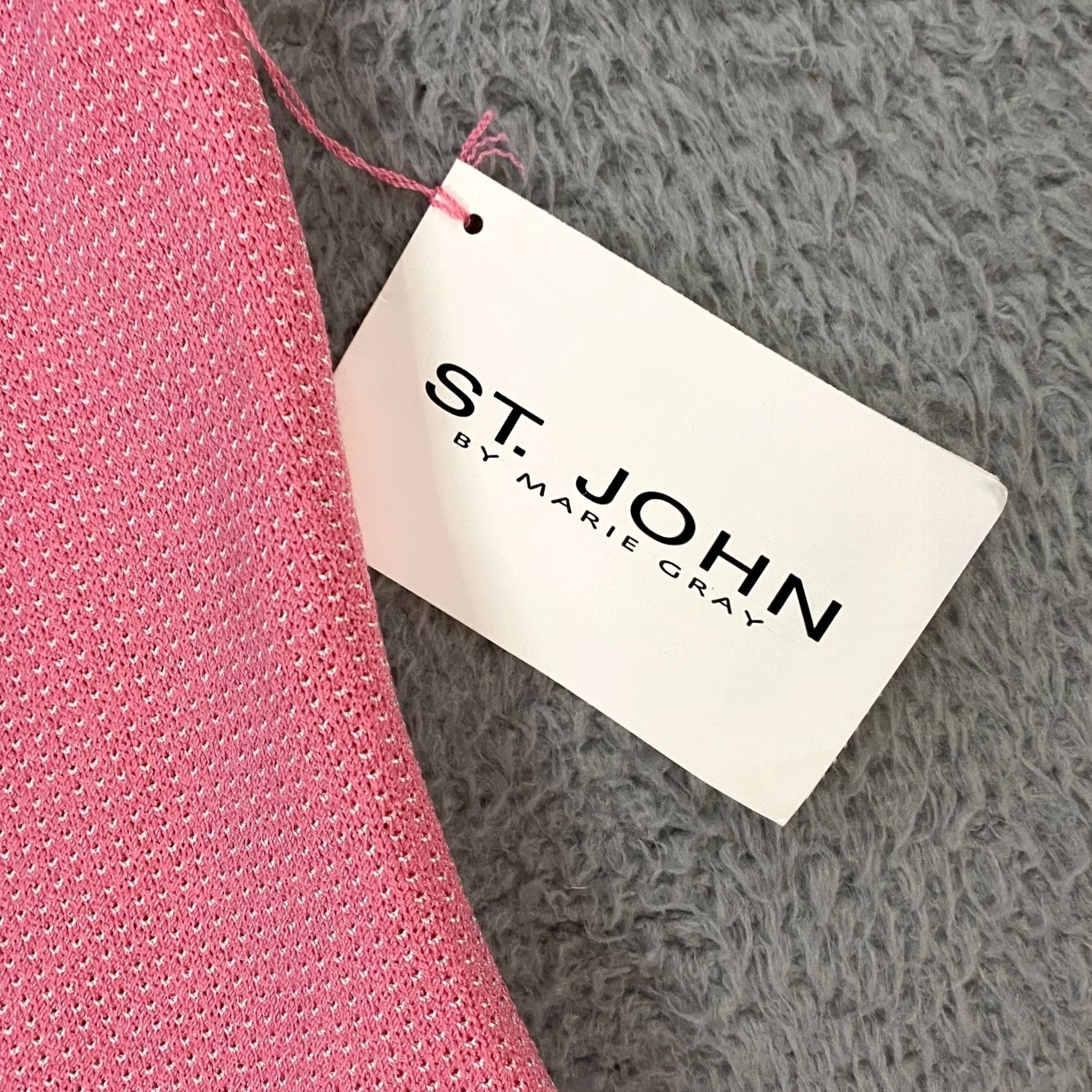 St. John VINTAGE ST. JOHN Dress Womens size 12 Tank Knit Pink Summer - 12 Pink Knit Dress St. John Tank Dress A-Line/Behav? Size XL / US 12-14 / IT 48-50 - 2 Thumbnail